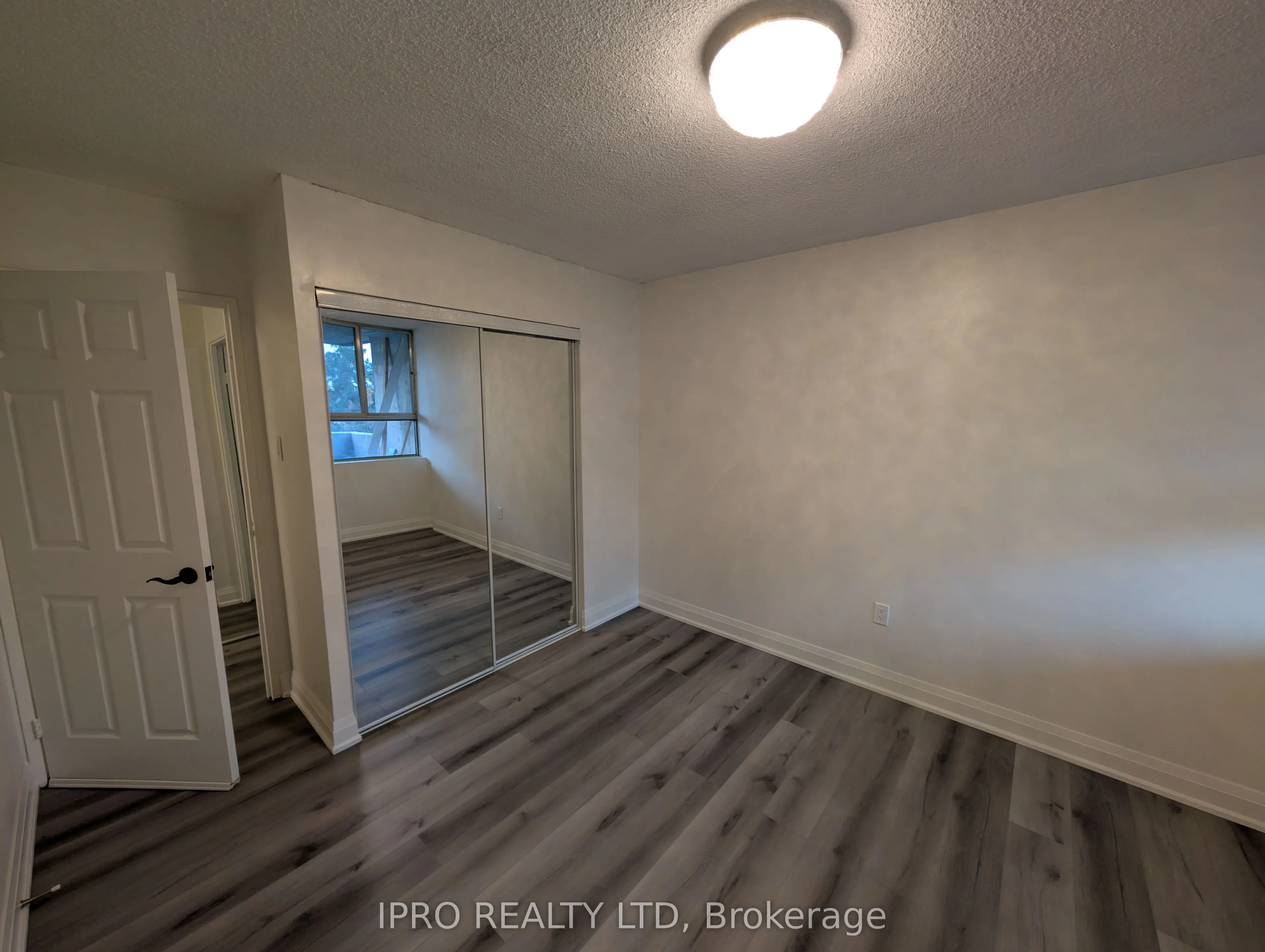 40 Panorama Court, #412