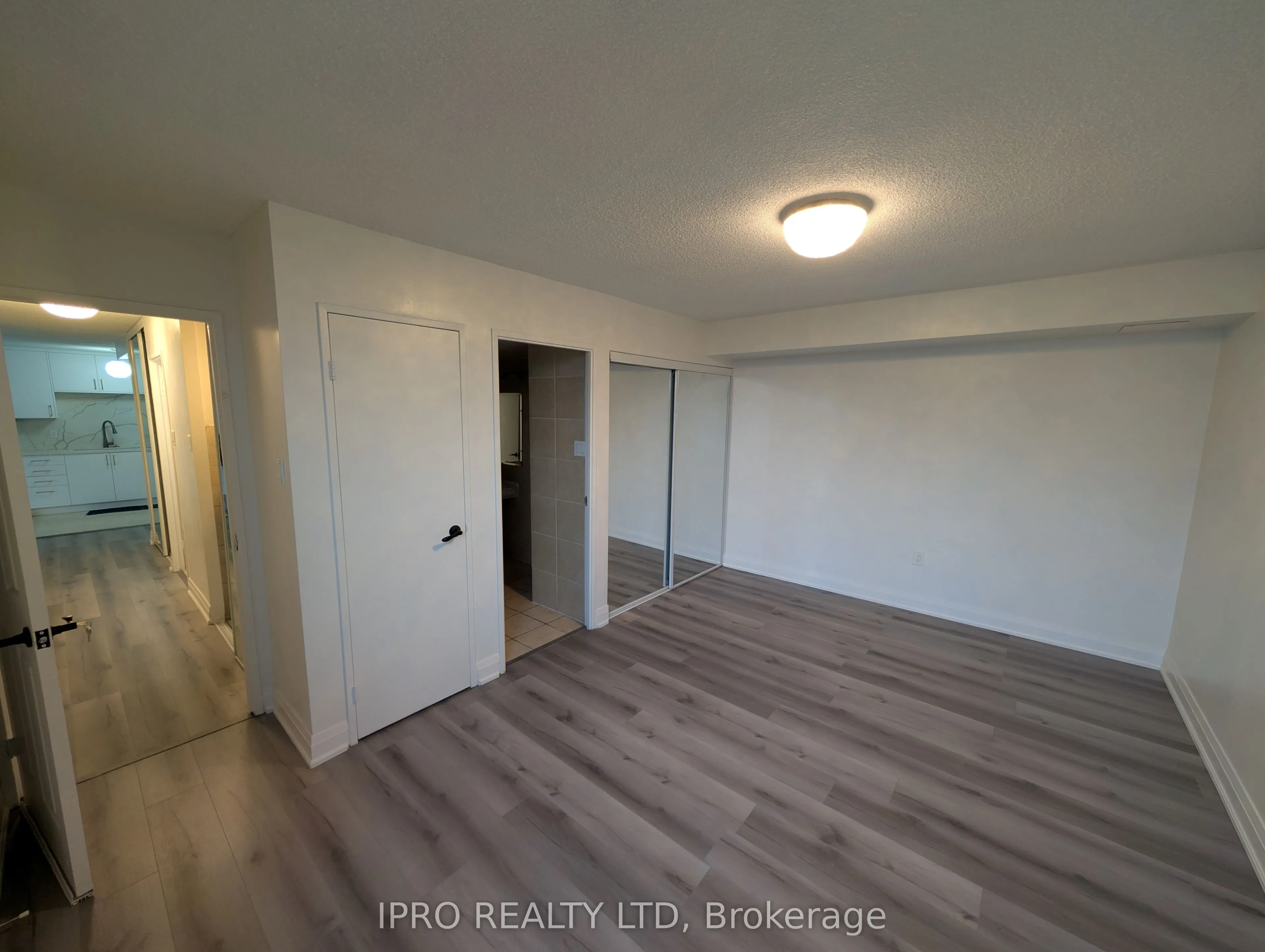 40 Panorama Court, #412