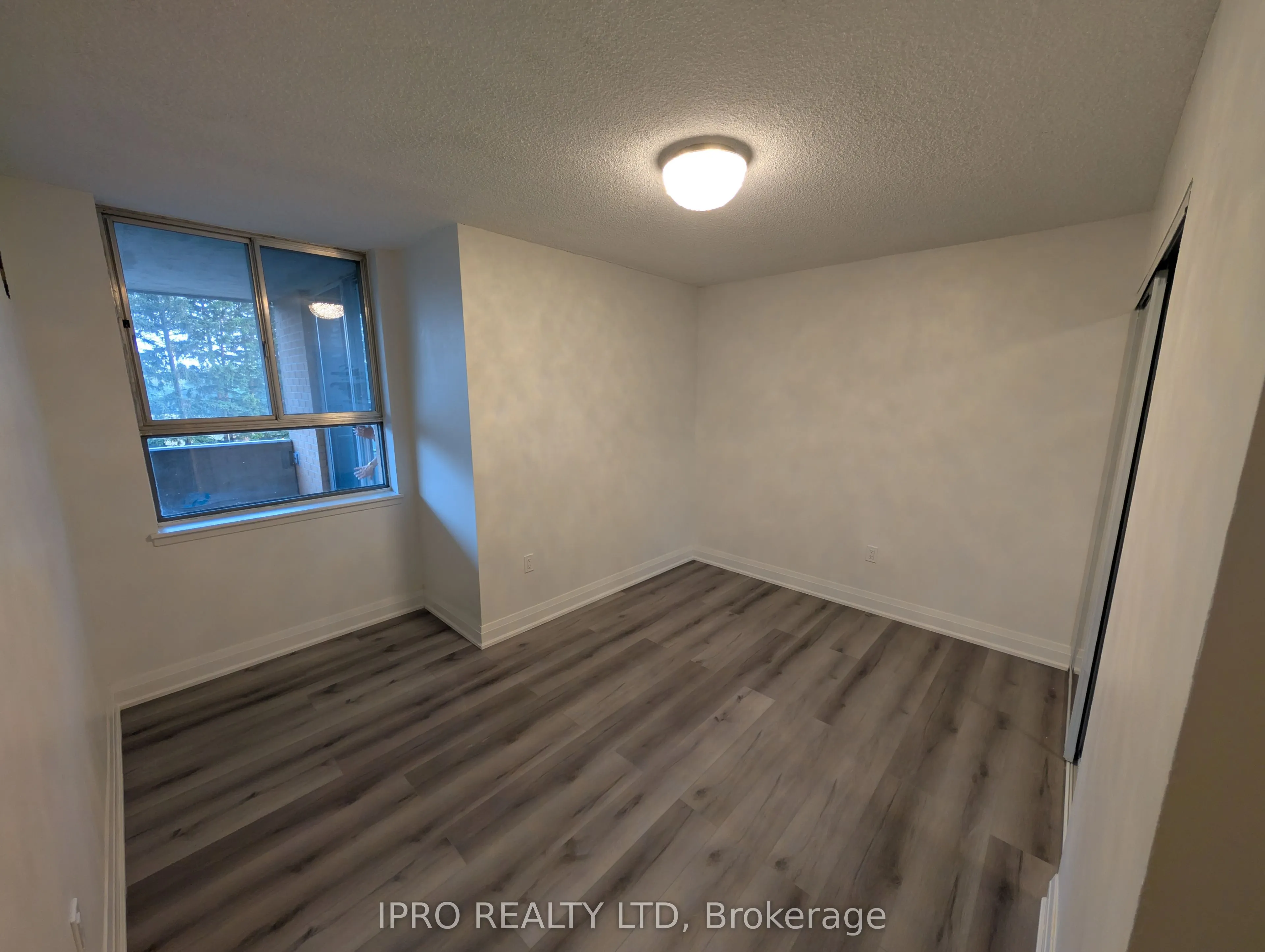 40 Panorama Court, #412