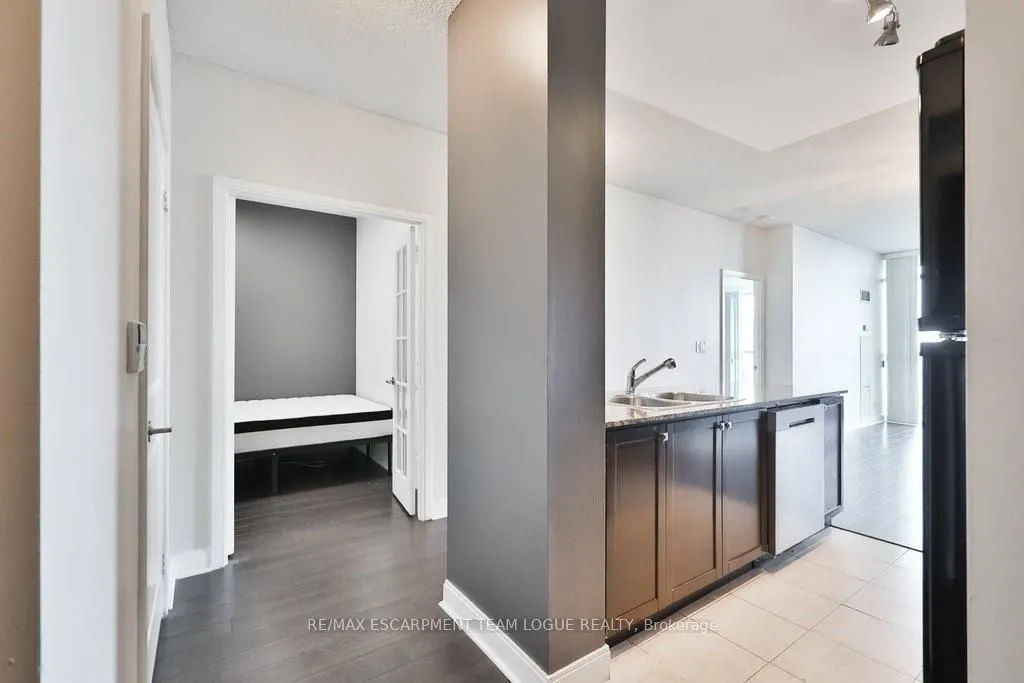 80 ABSOLUTE Avenue, #3101