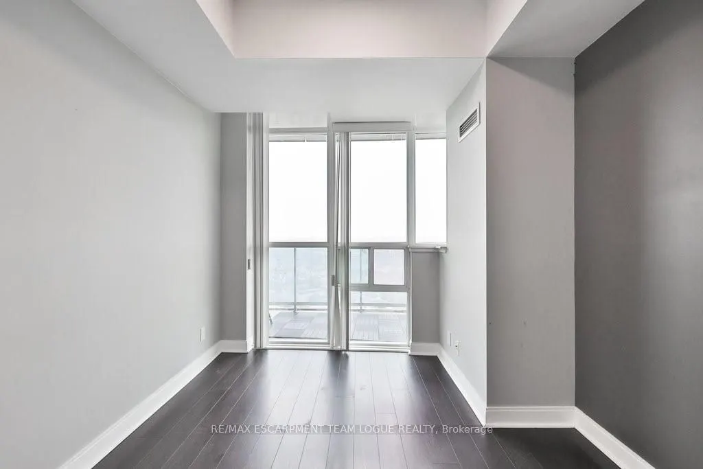80 ABSOLUTE Avenue, #3101