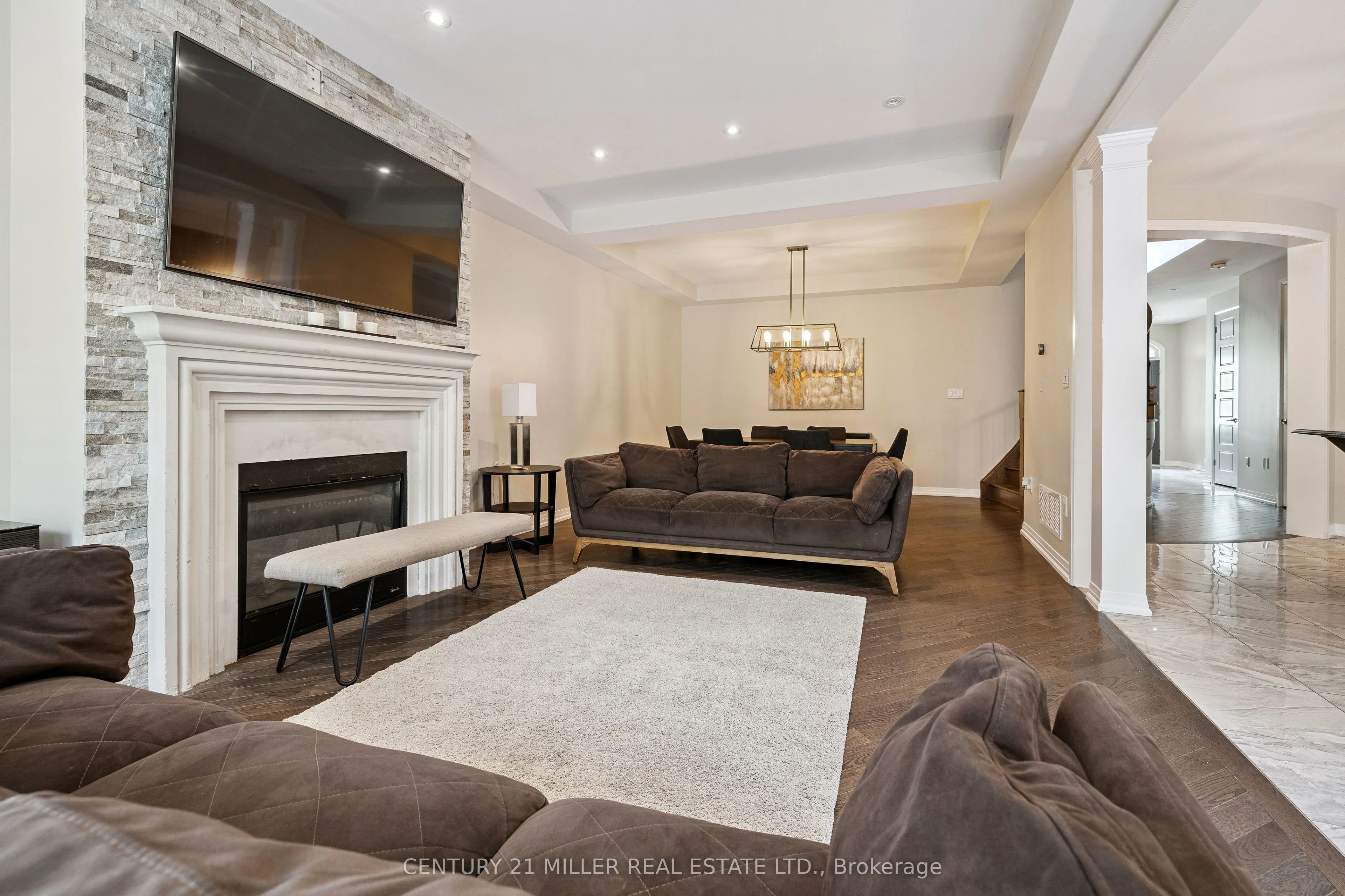 375 Begonia Gardens