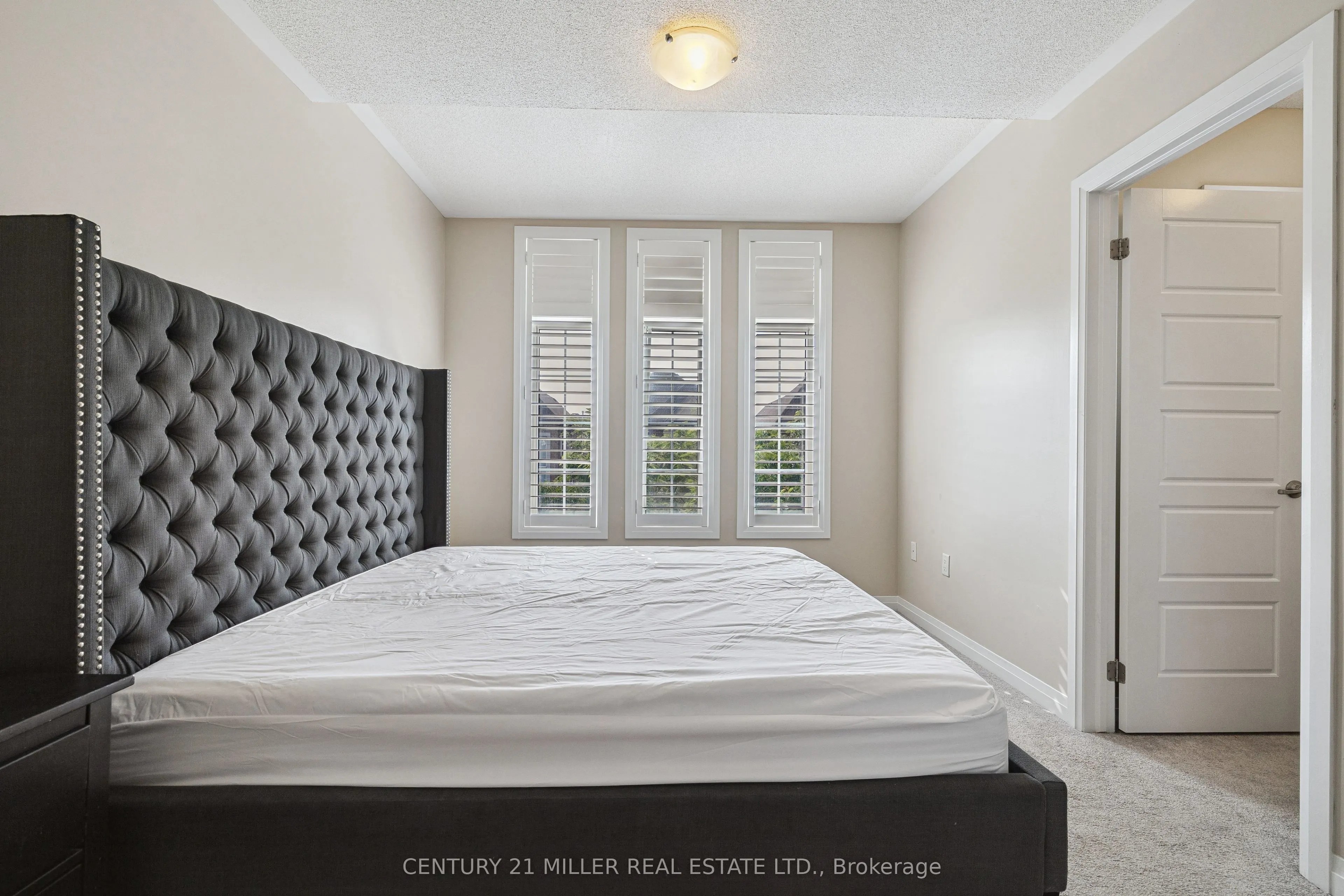 375 Begonia Gardens
