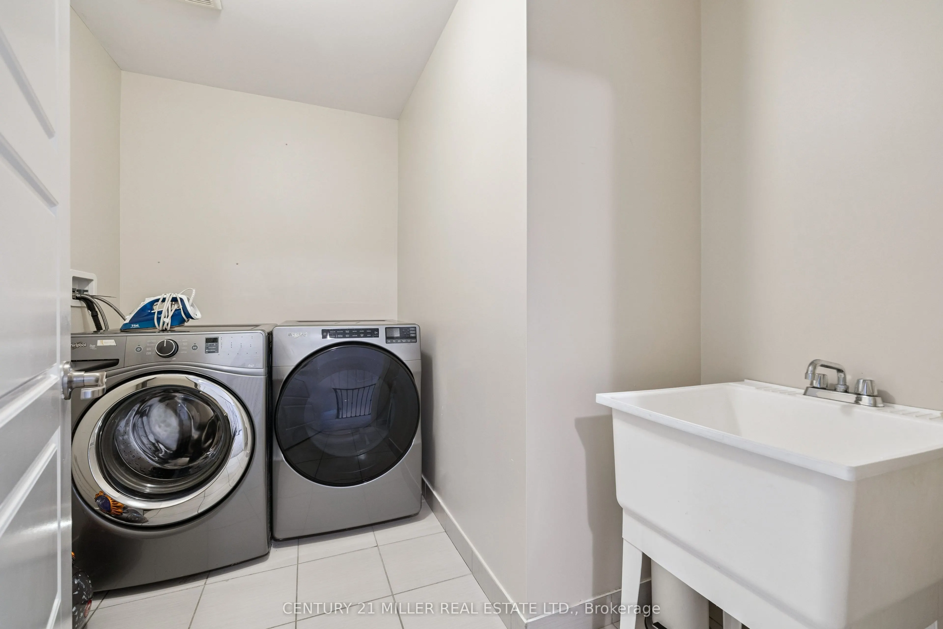 375 Begonia Gardens
