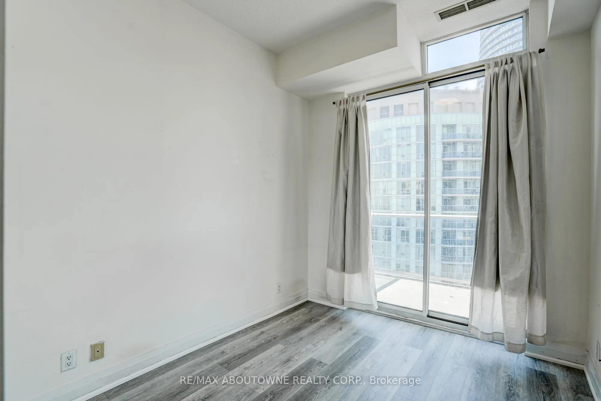 90 Absolute Avenue, #2705