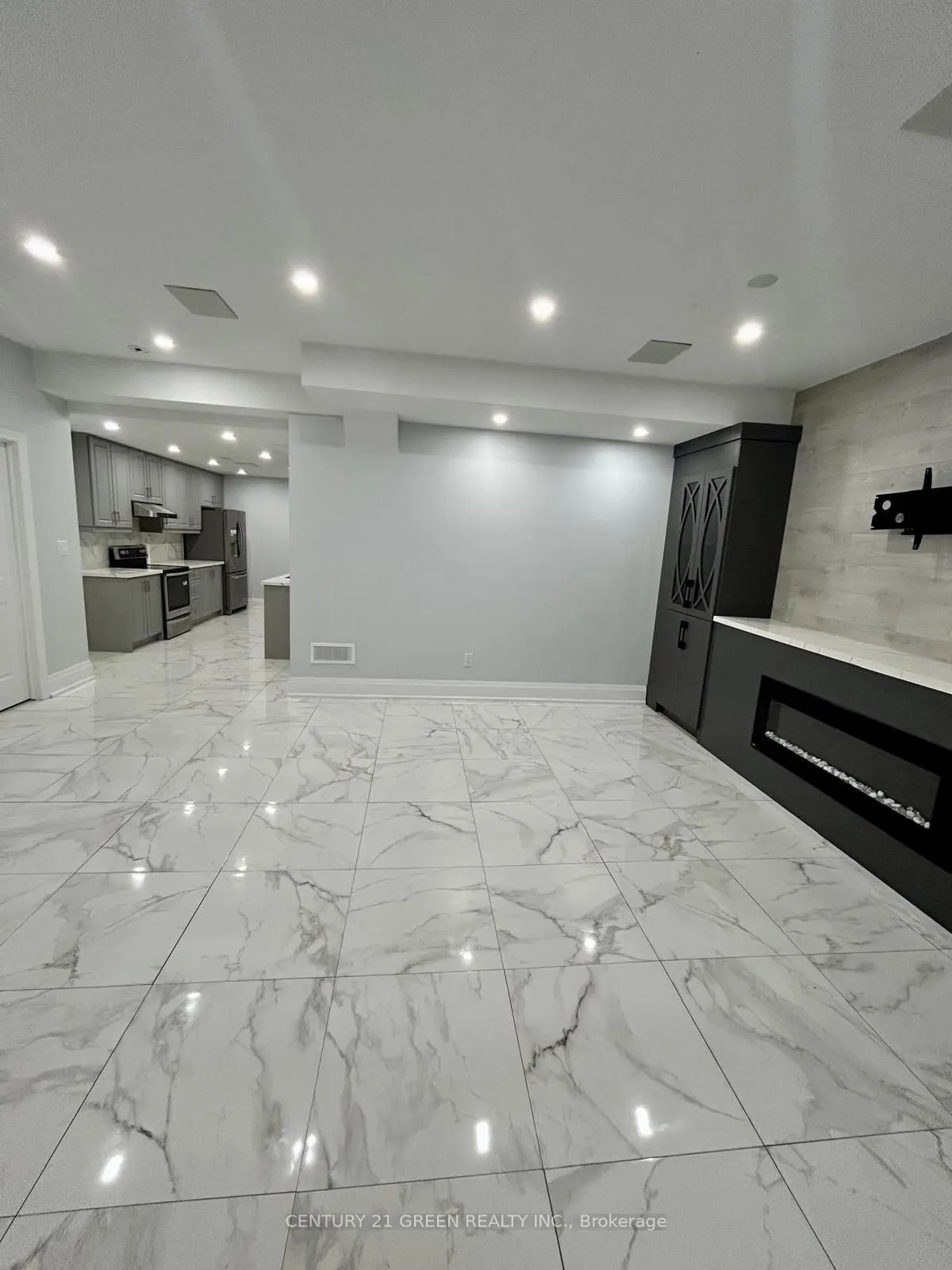 7 Rolling Rock Way, #Basement