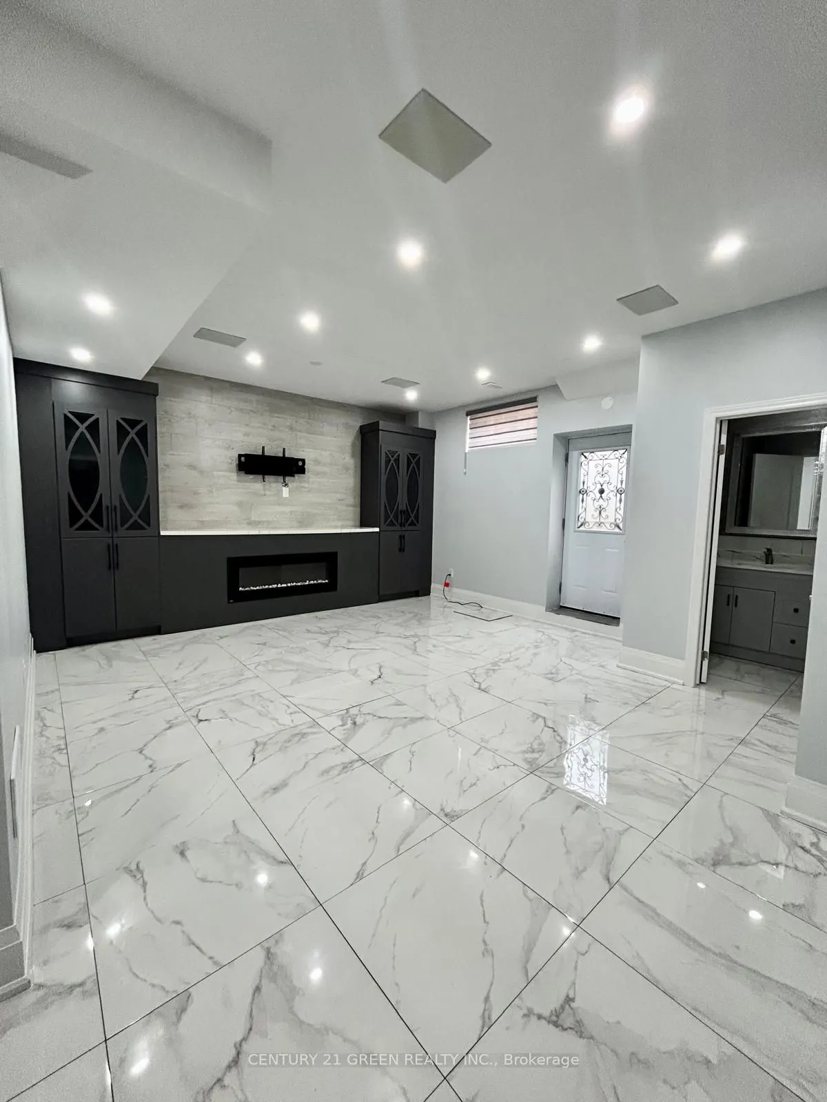 7 Rolling Rock Way, #Basement