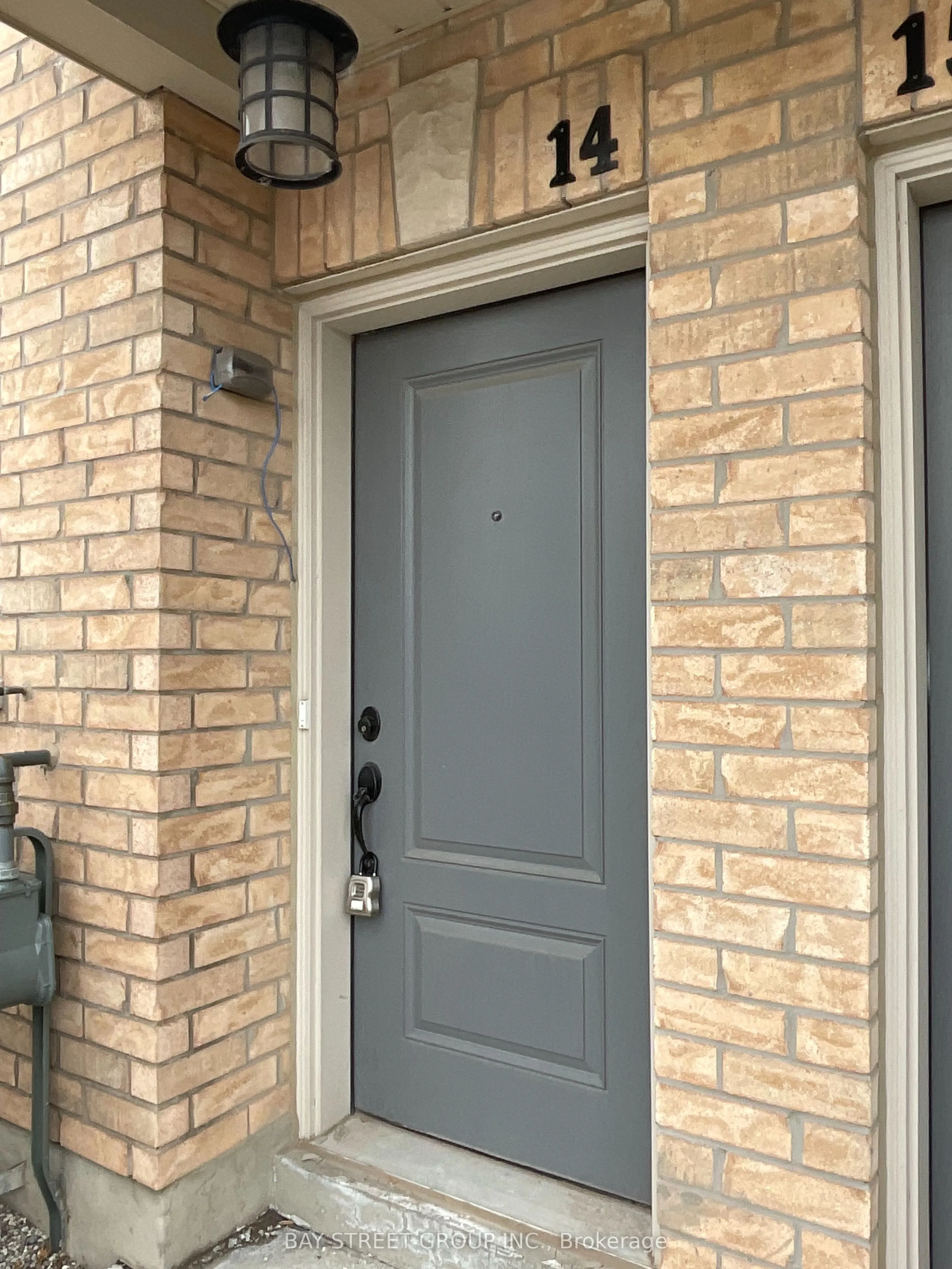 2172 Trafalgar Road, ##14
