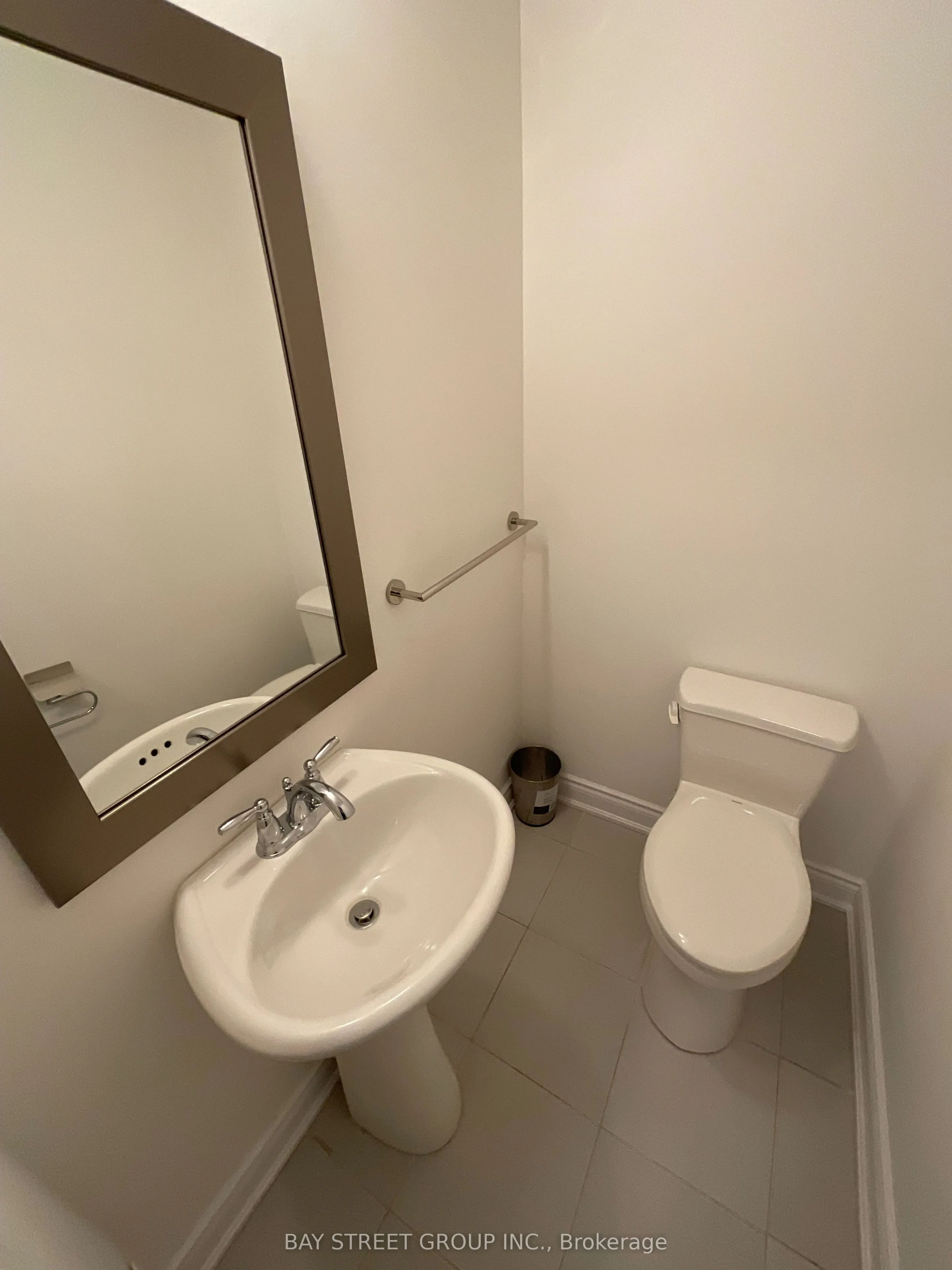 2172 Trafalgar Road, ##14