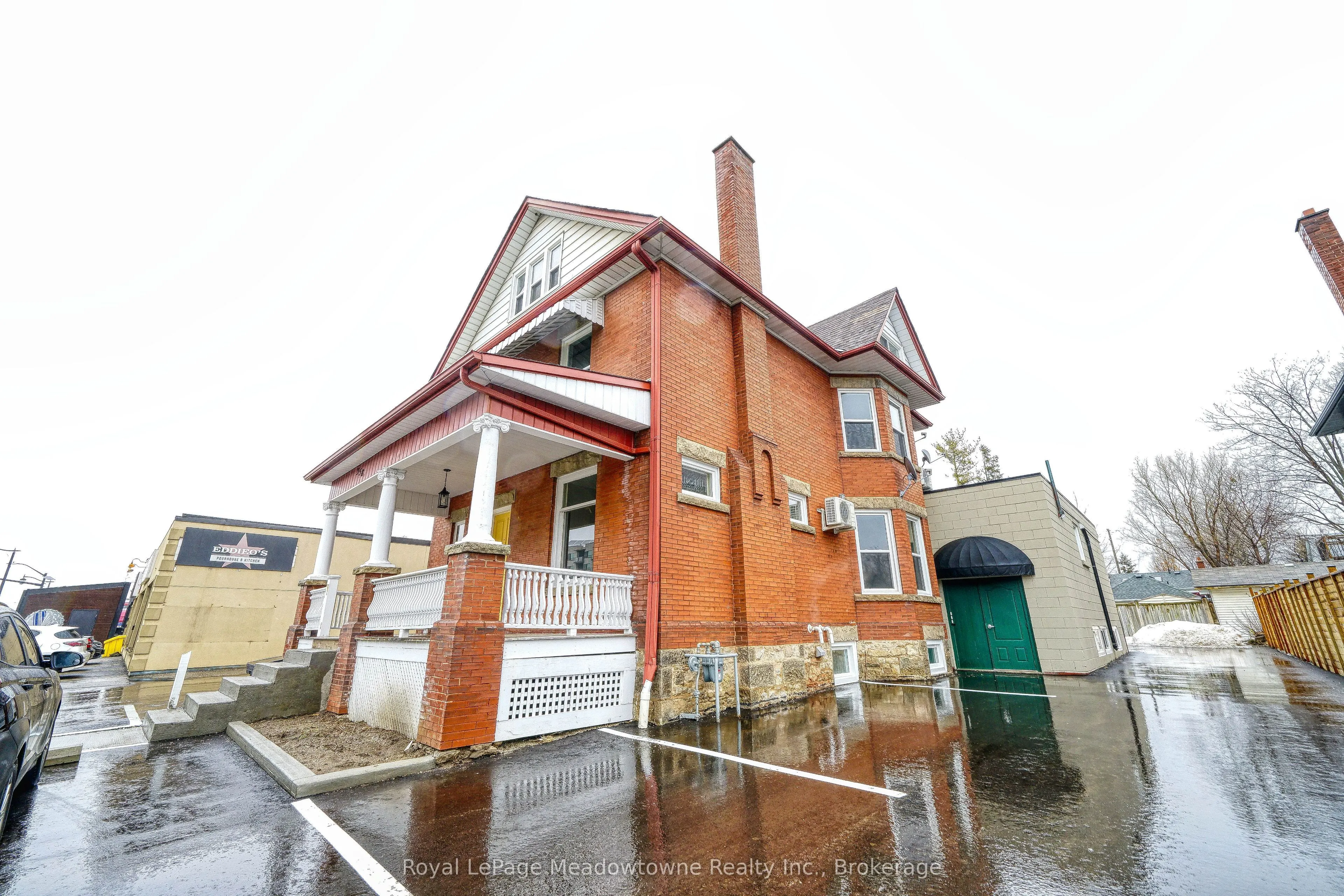 358 Main Street E, #2