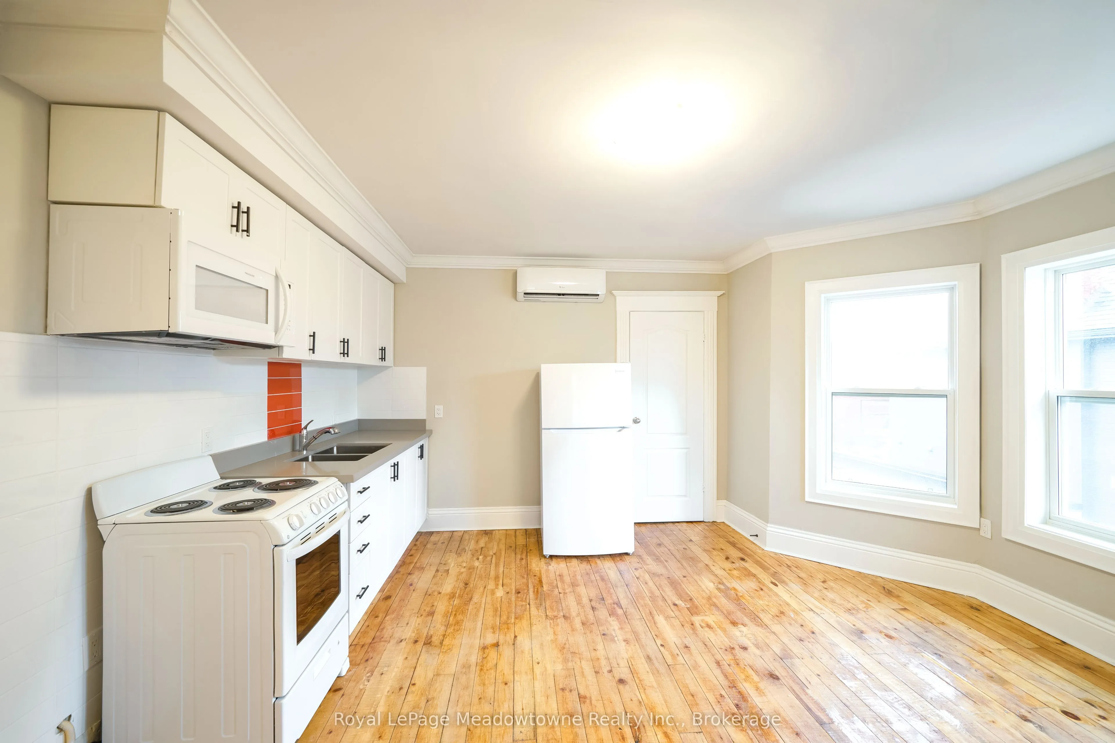 358 Main Street E, #2