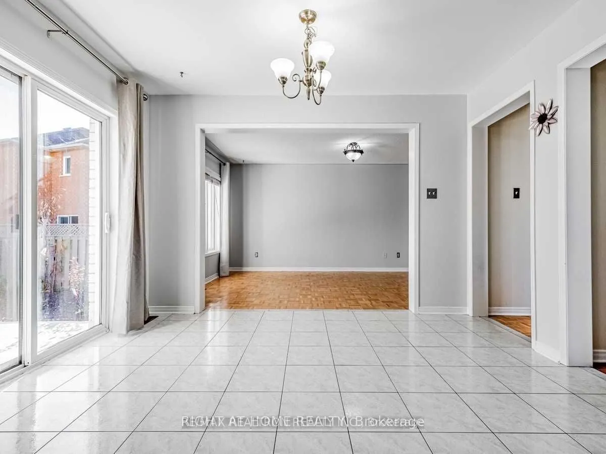 39 Treasure Drive