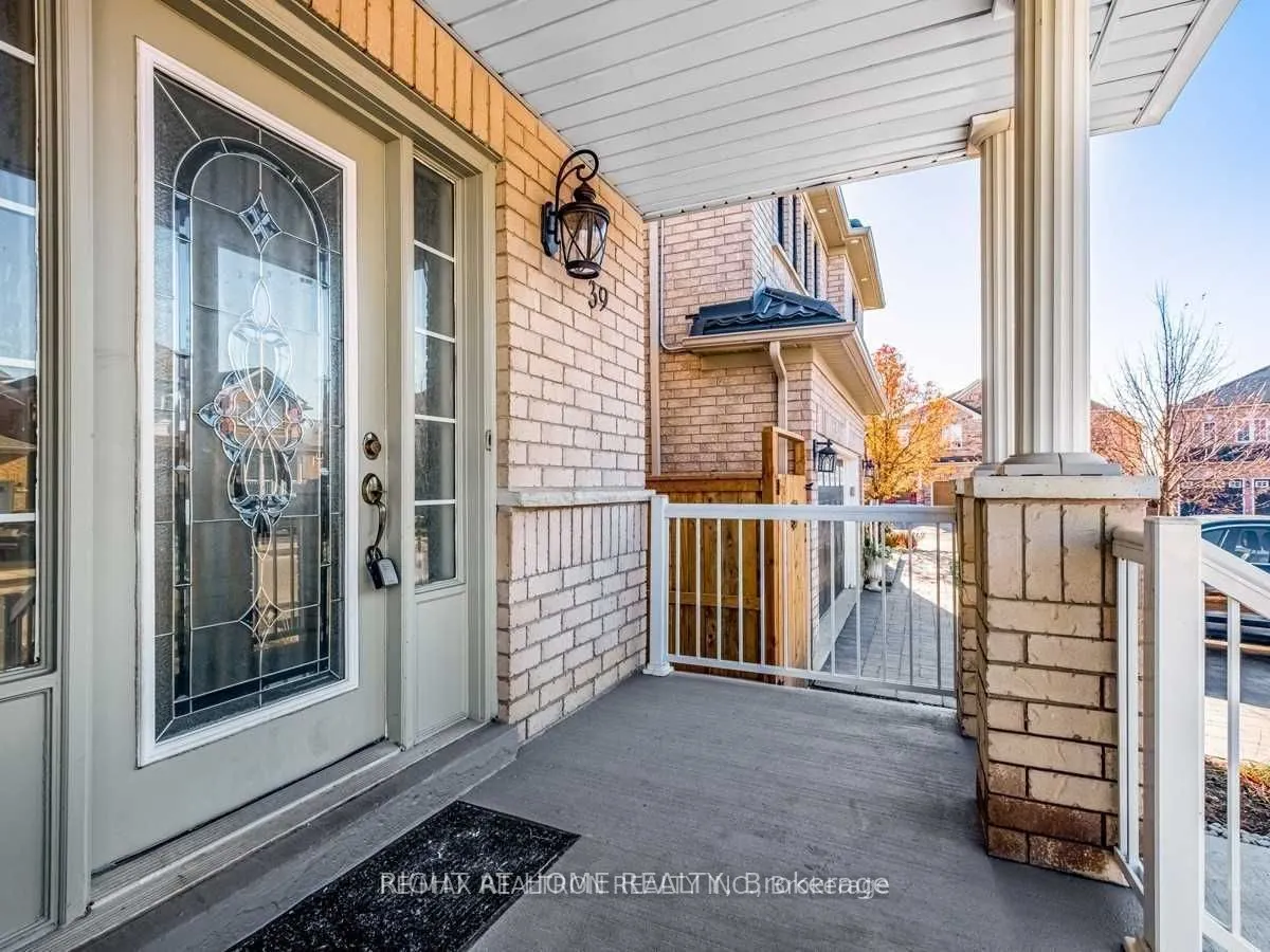 39 Treasure Drive