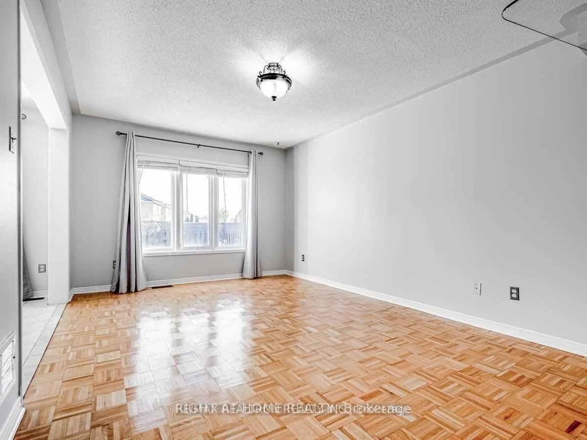 39 Treasure Drive