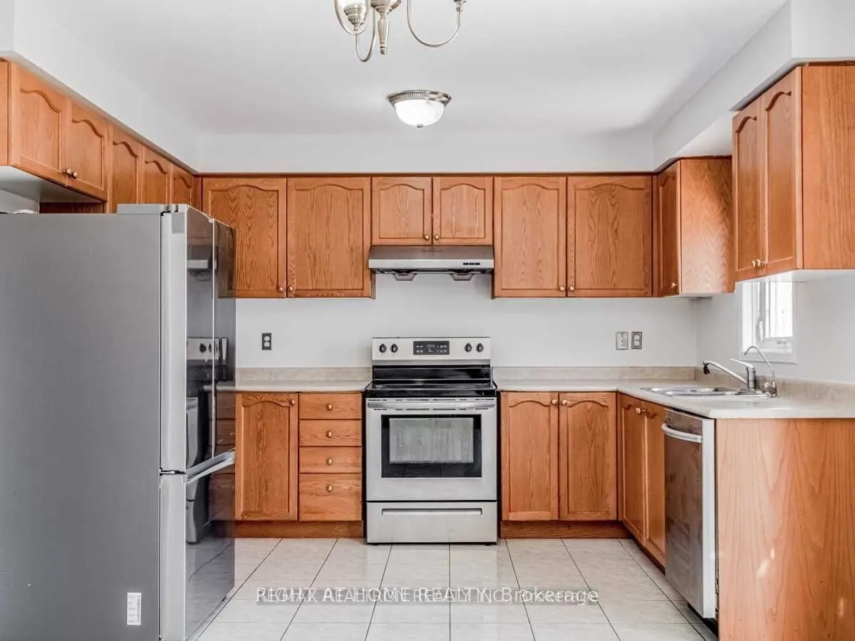 39 Treasure Drive
