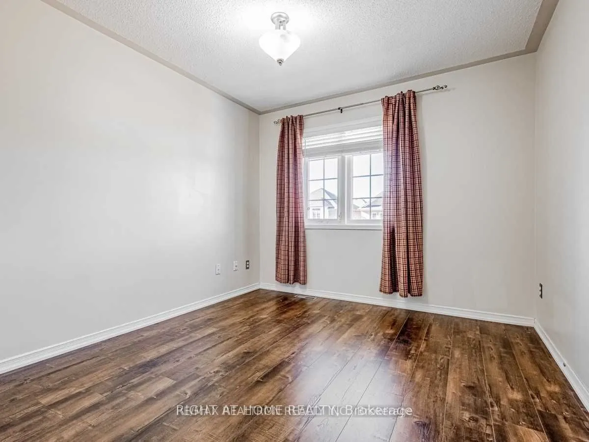 39 Treasure Drive