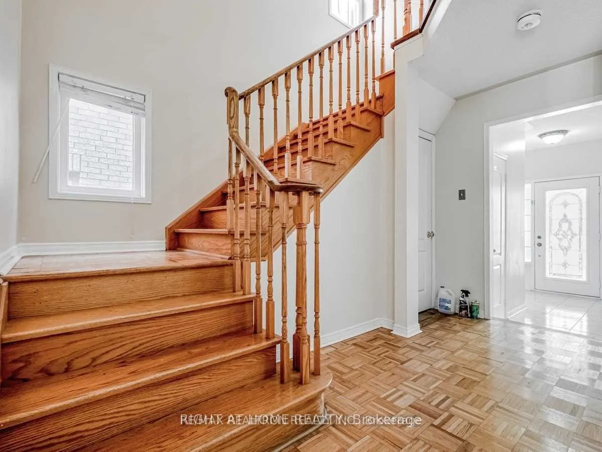 39 Treasure Drive