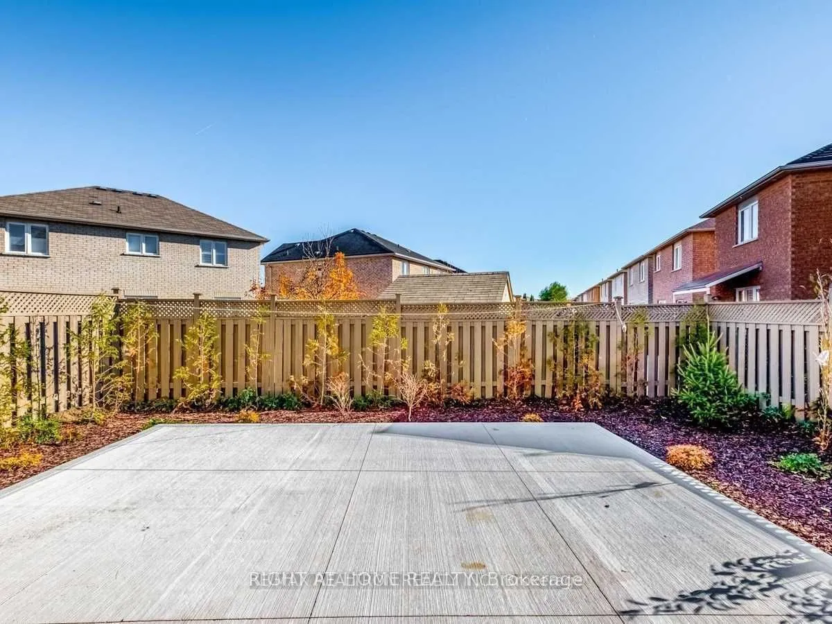 39 Treasure Drive