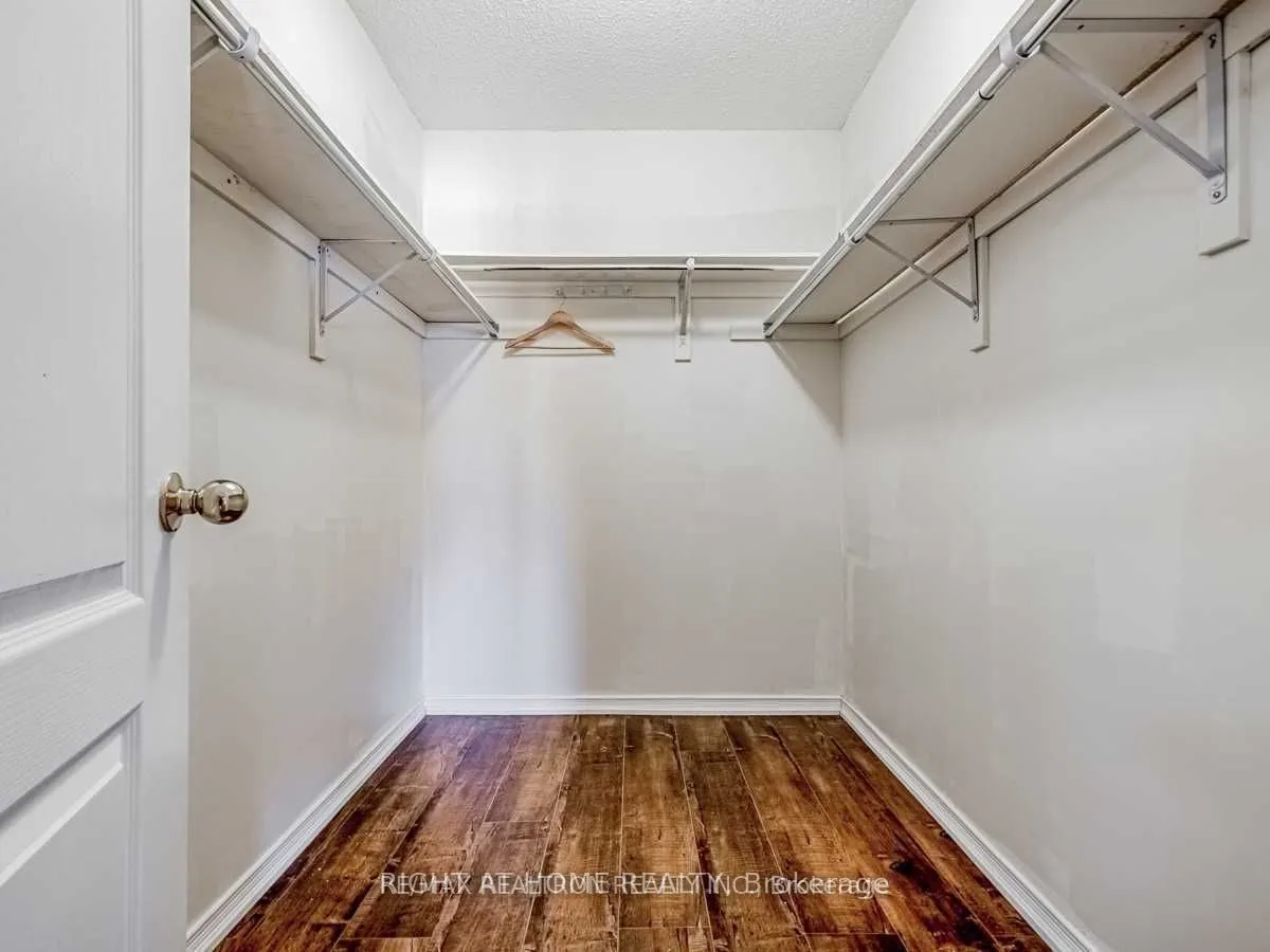 39 Treasure Drive