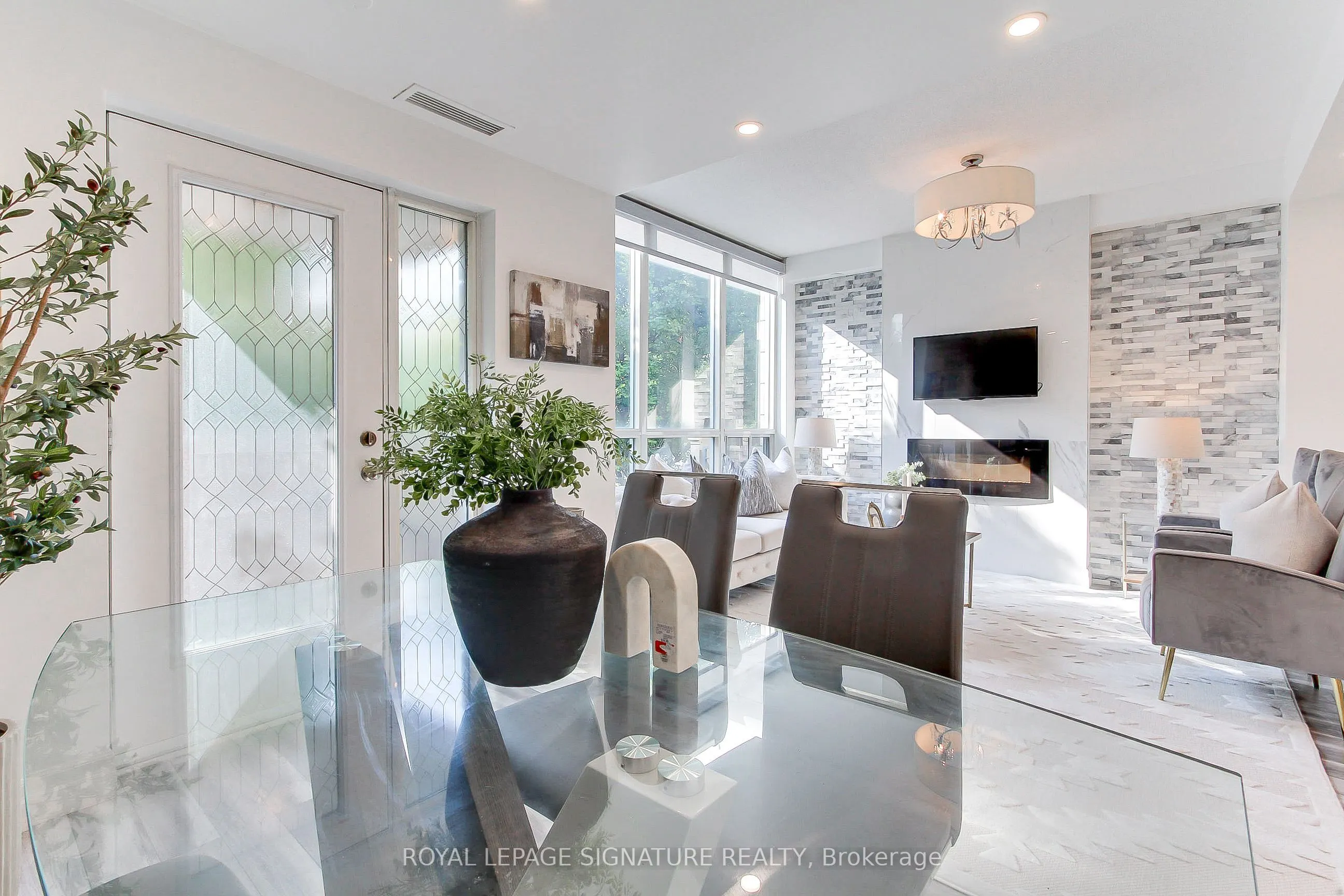 90 Absolute Avenue, #104