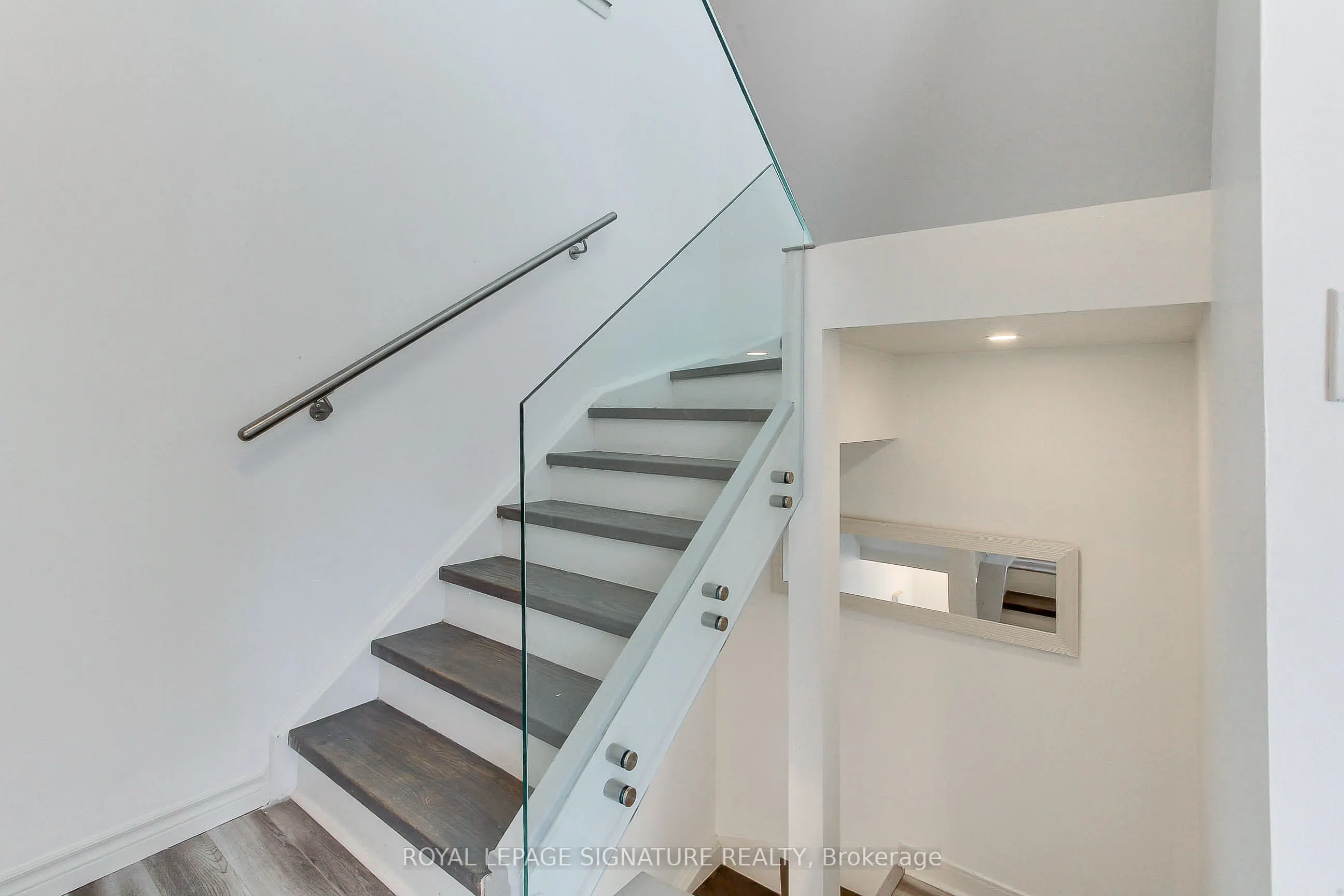 90 Absolute Avenue, #104