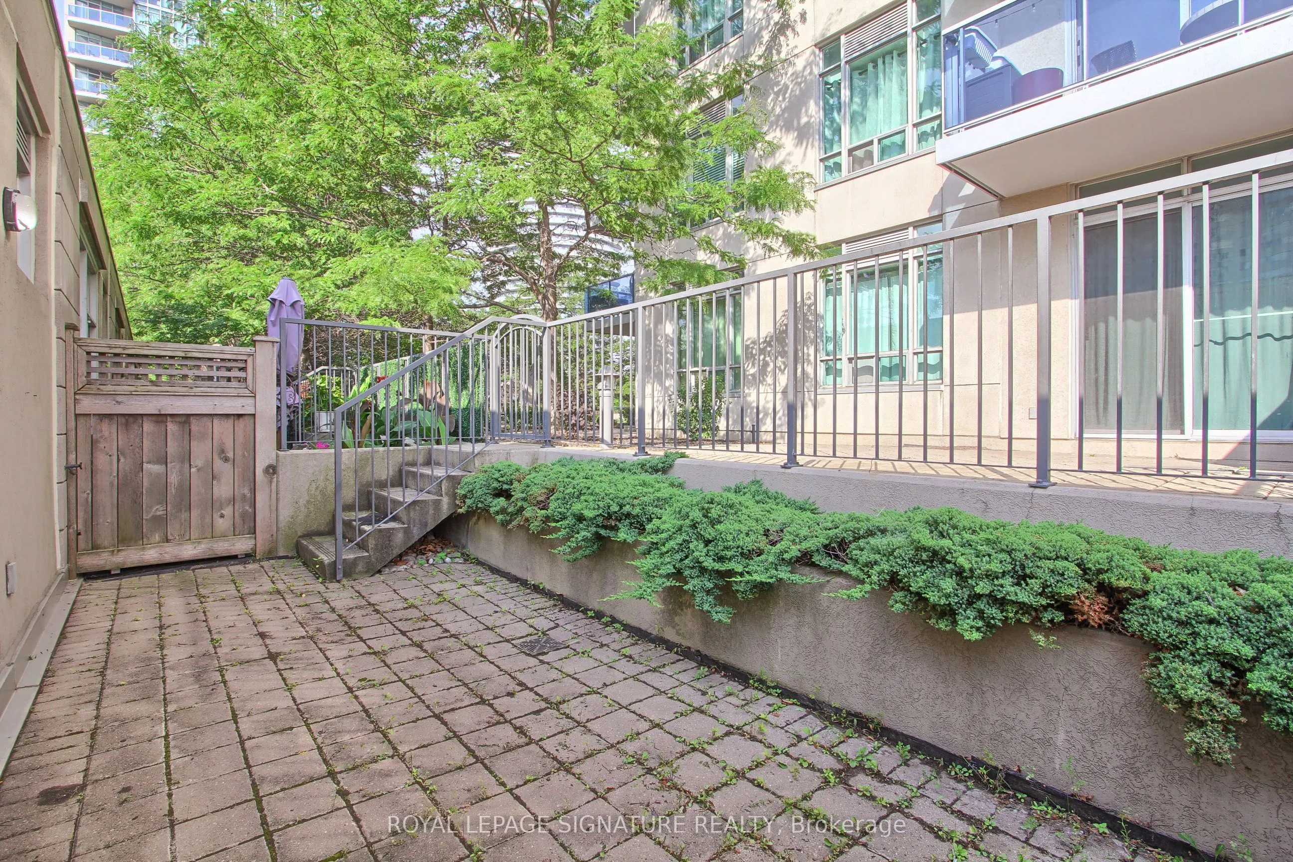 90 Absolute Avenue, #104