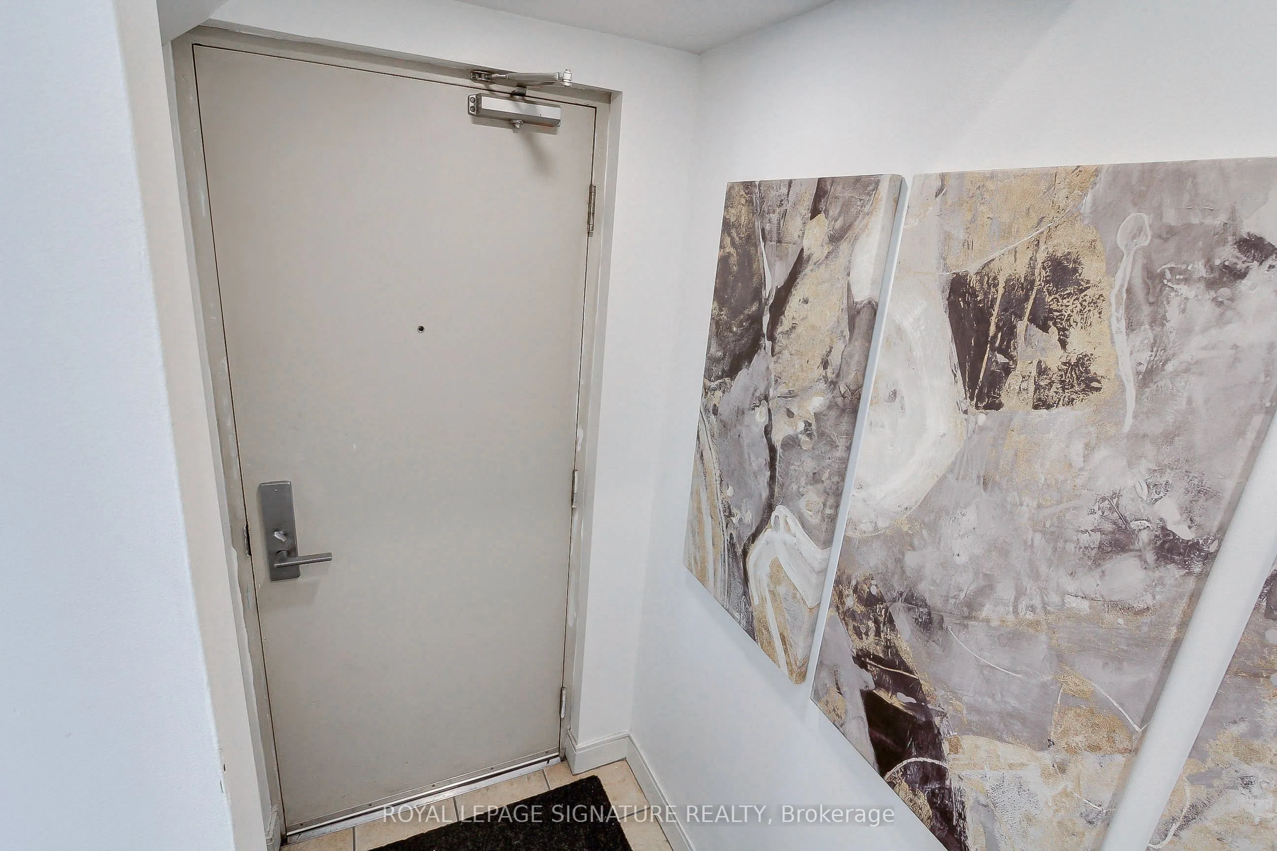 90 Absolute Avenue, #104