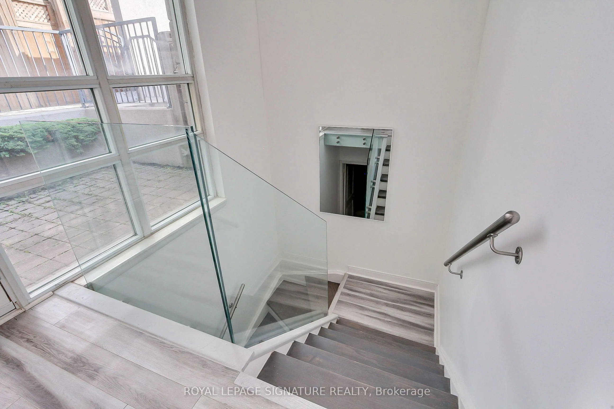 90 Absolute Avenue, #104
