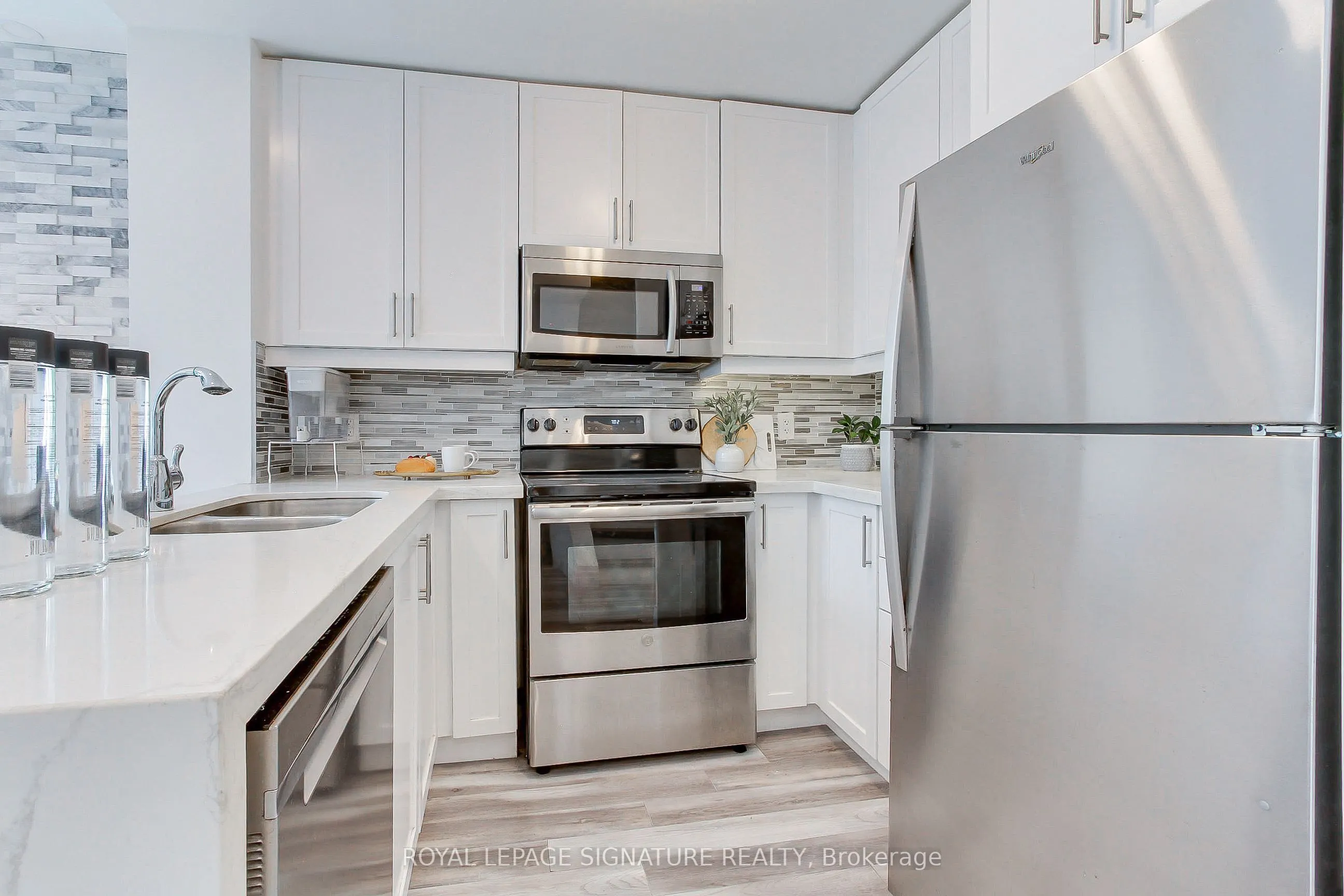 90 Absolute Avenue, #104