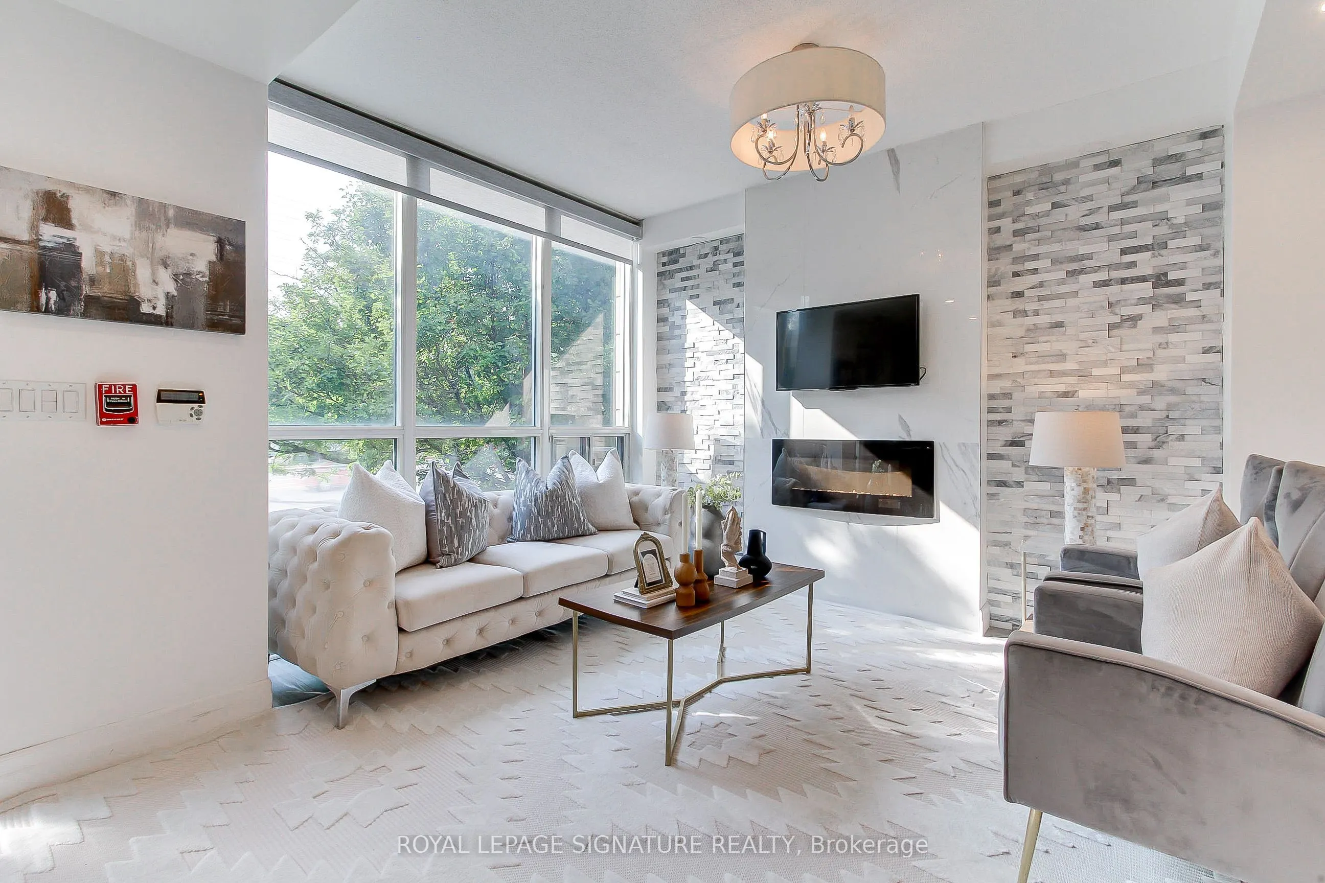 90 Absolute Avenue, #104