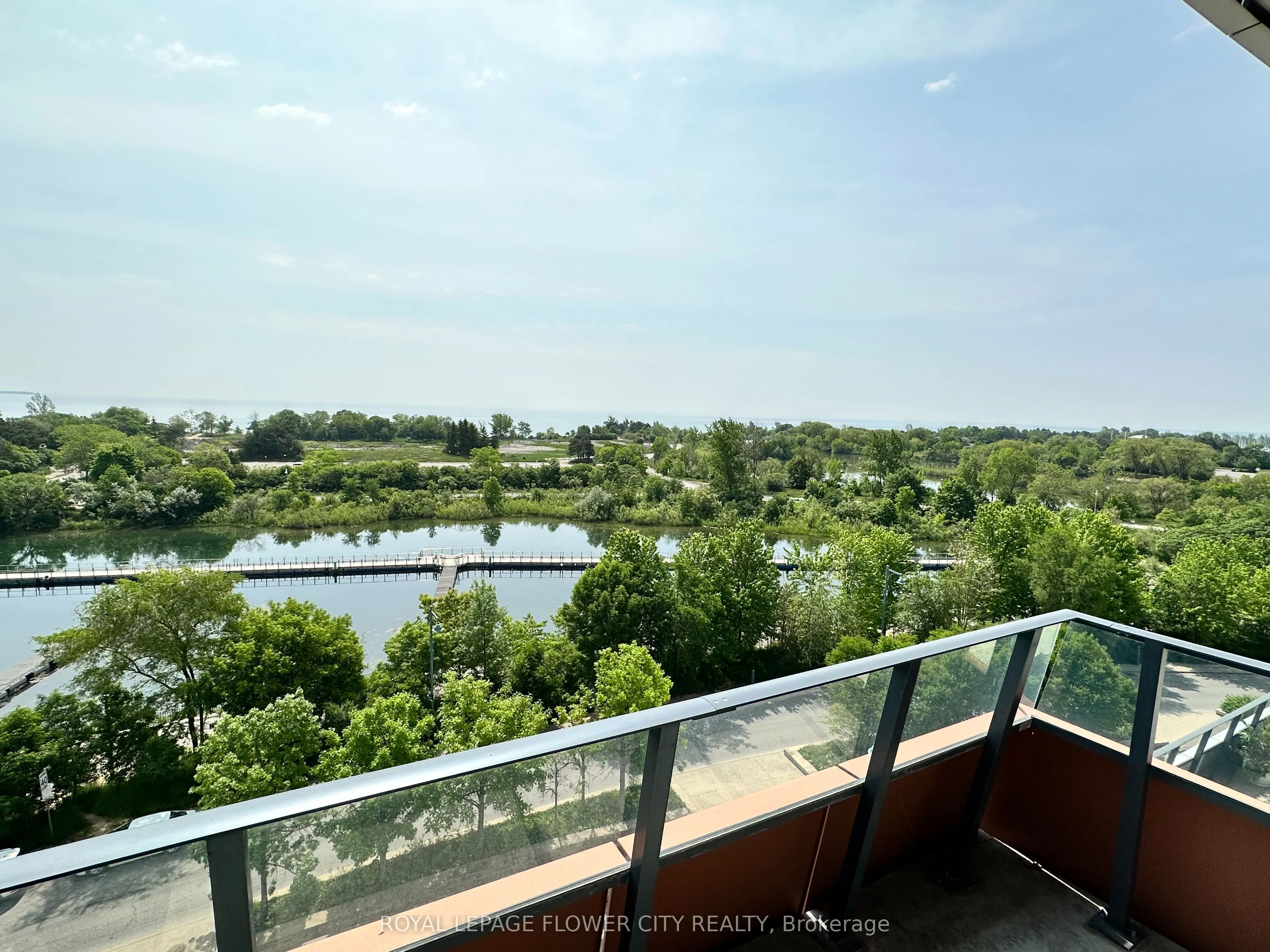 20 Shore Breeze Drive, #511