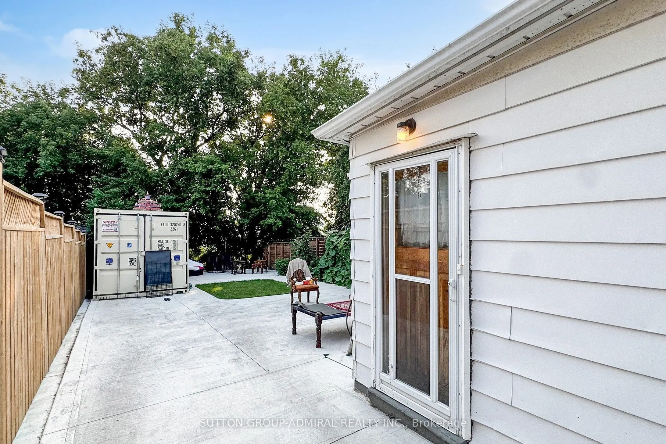 14 Spears Street