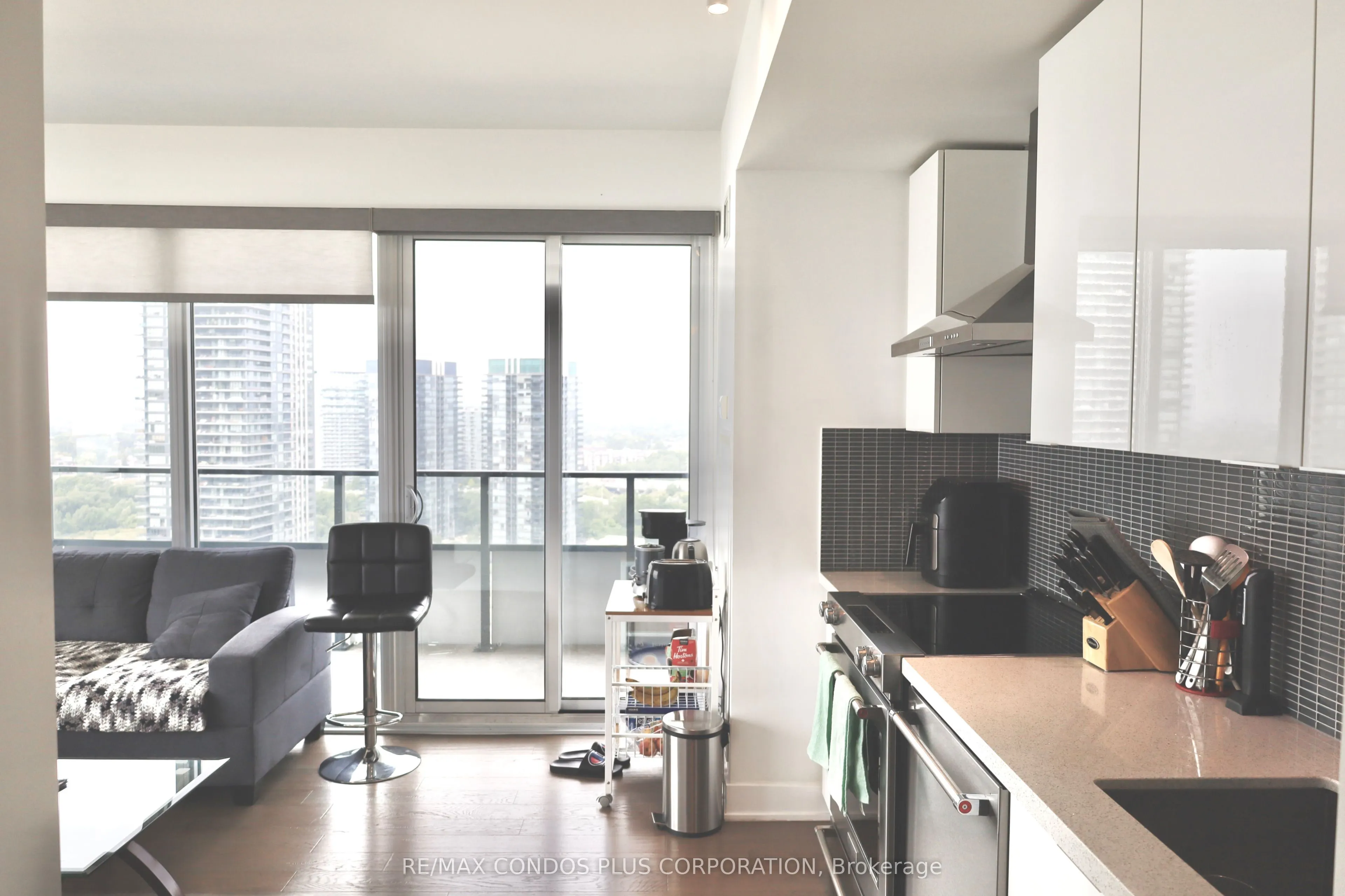 30 Shore Breeze Drive, #2321