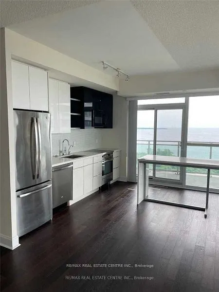 33 Shore Breeze Drive, #2710