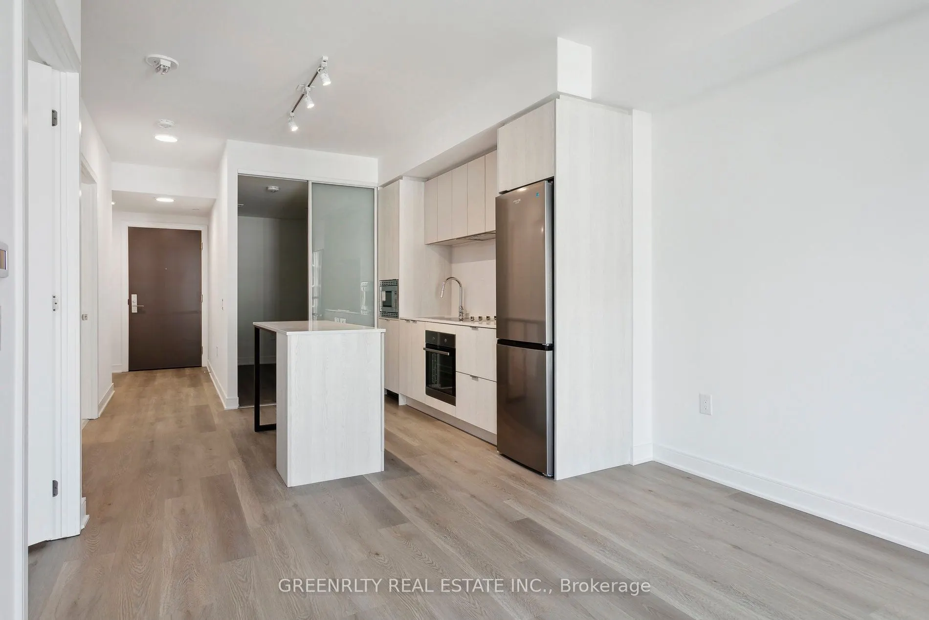 86 Dundas Street E, #511