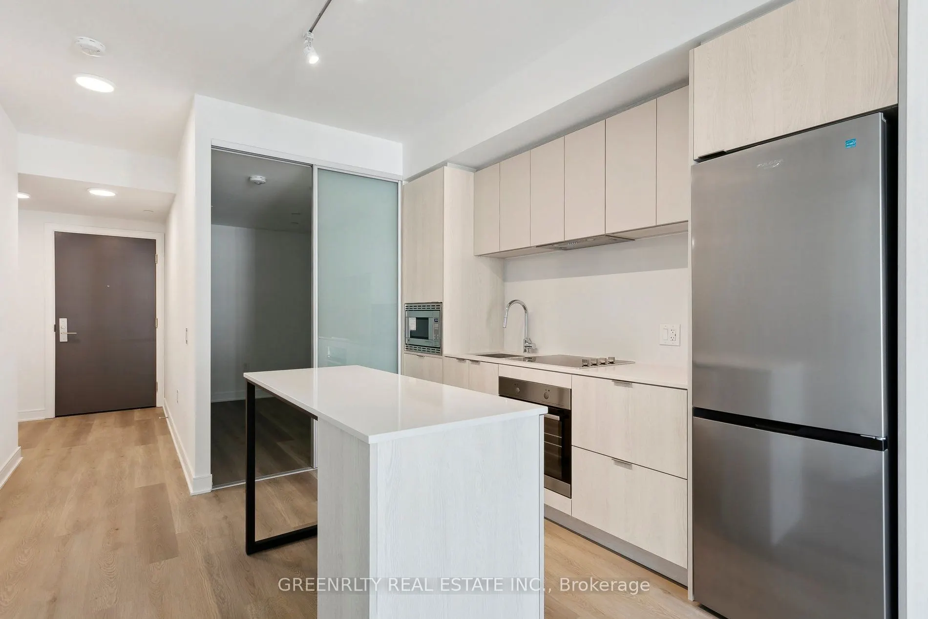 86 Dundas Street E, #511