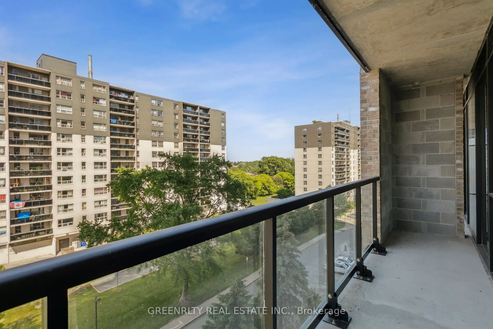 86 Dundas Street E, #511