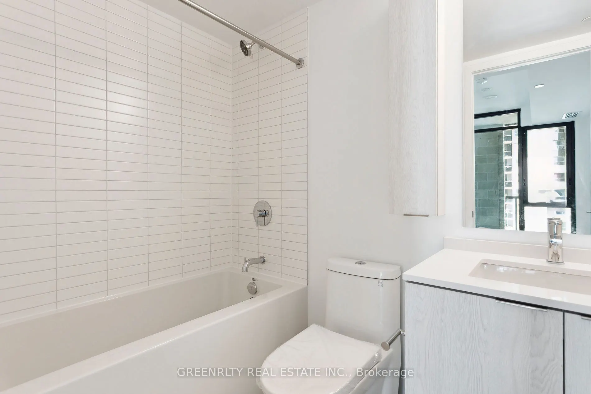86 Dundas Street E, #511