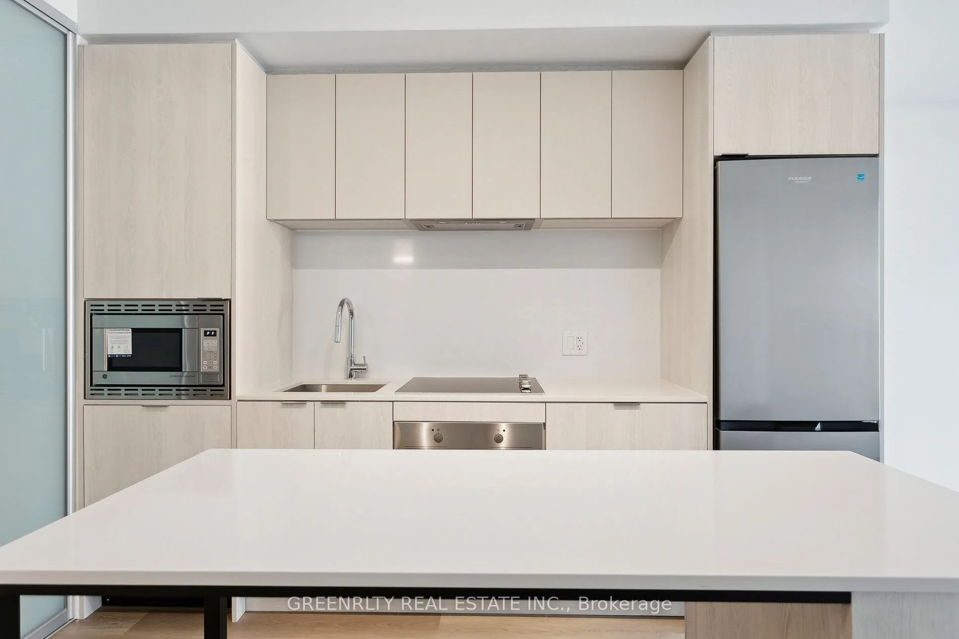 86 Dundas Street E, #511