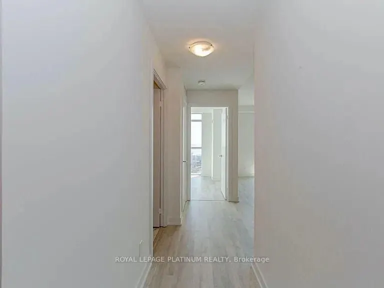 251 Manitoba Street S, #2207