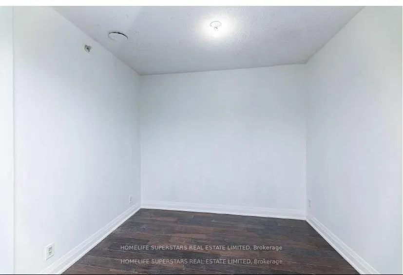 1 Valhalla inn Road E, #1010