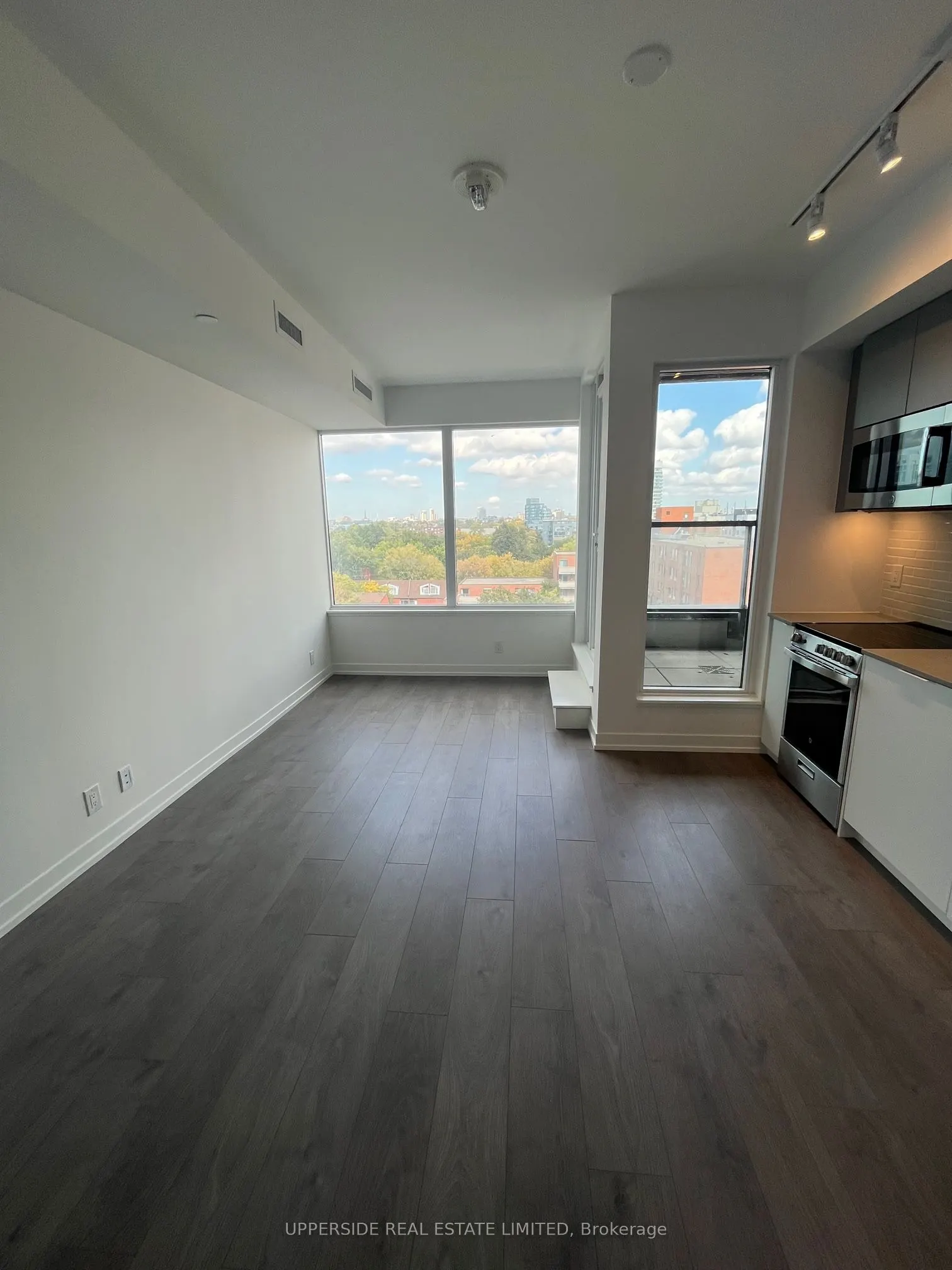 270 Dufferin Street, #618