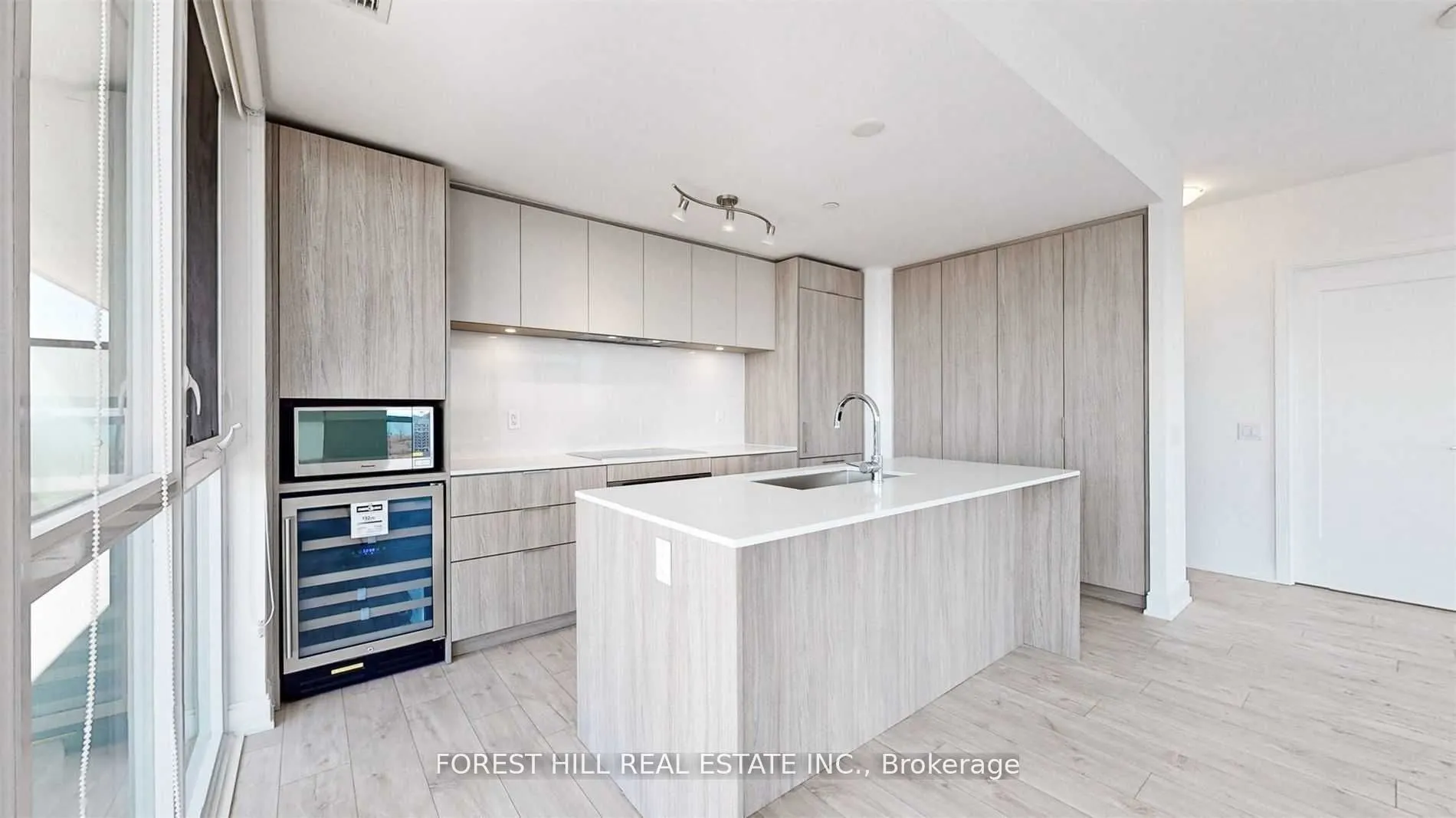 65 Annie Craig Drive, #1109