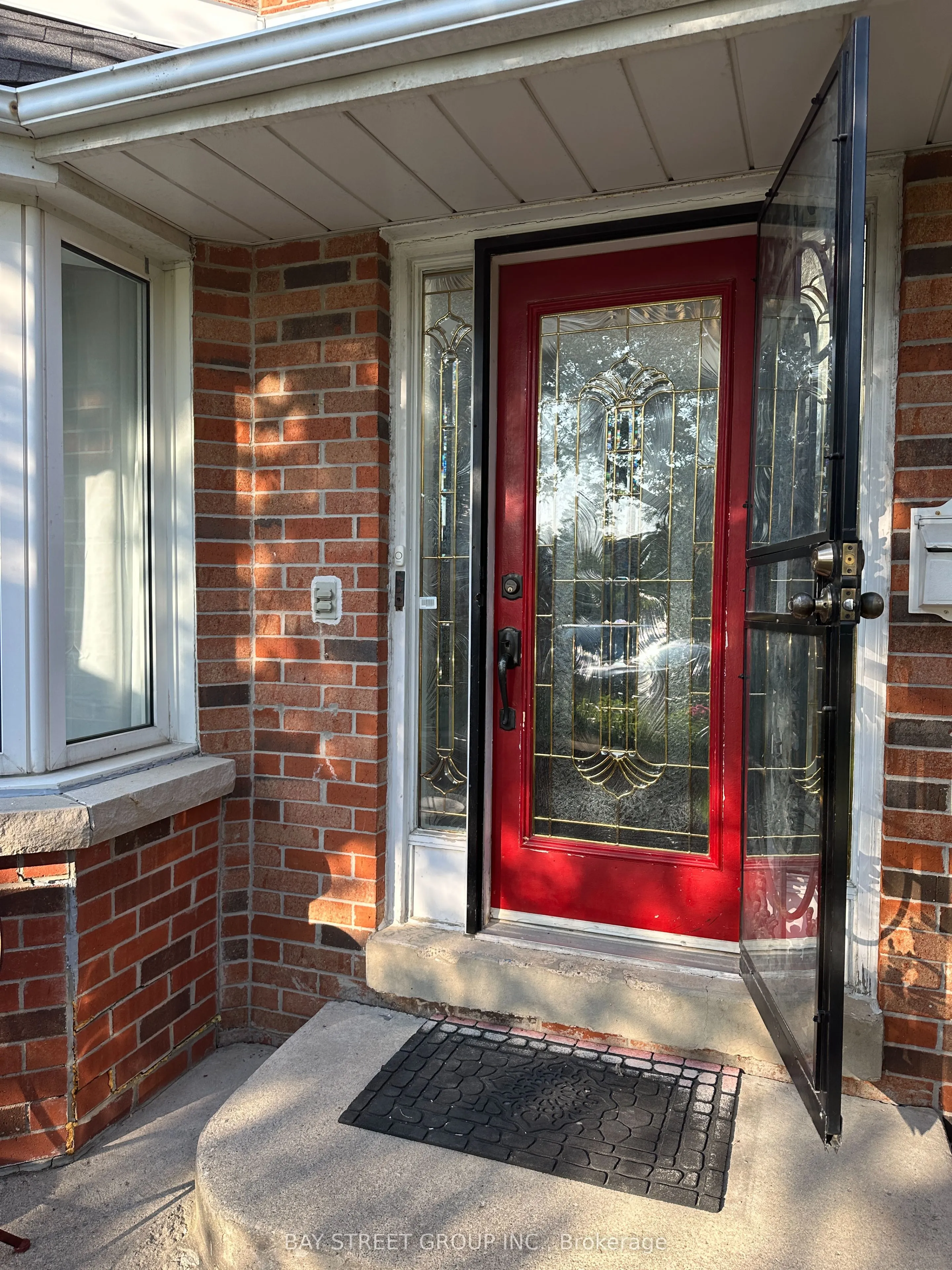 4131 Colonial Drive