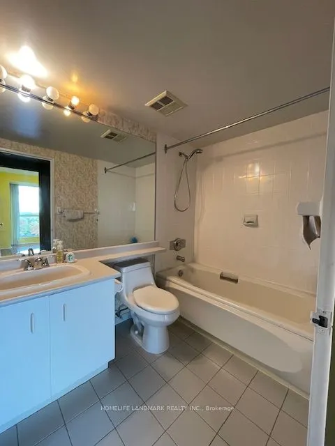 2155 Burnhamthorpe Road W, #711