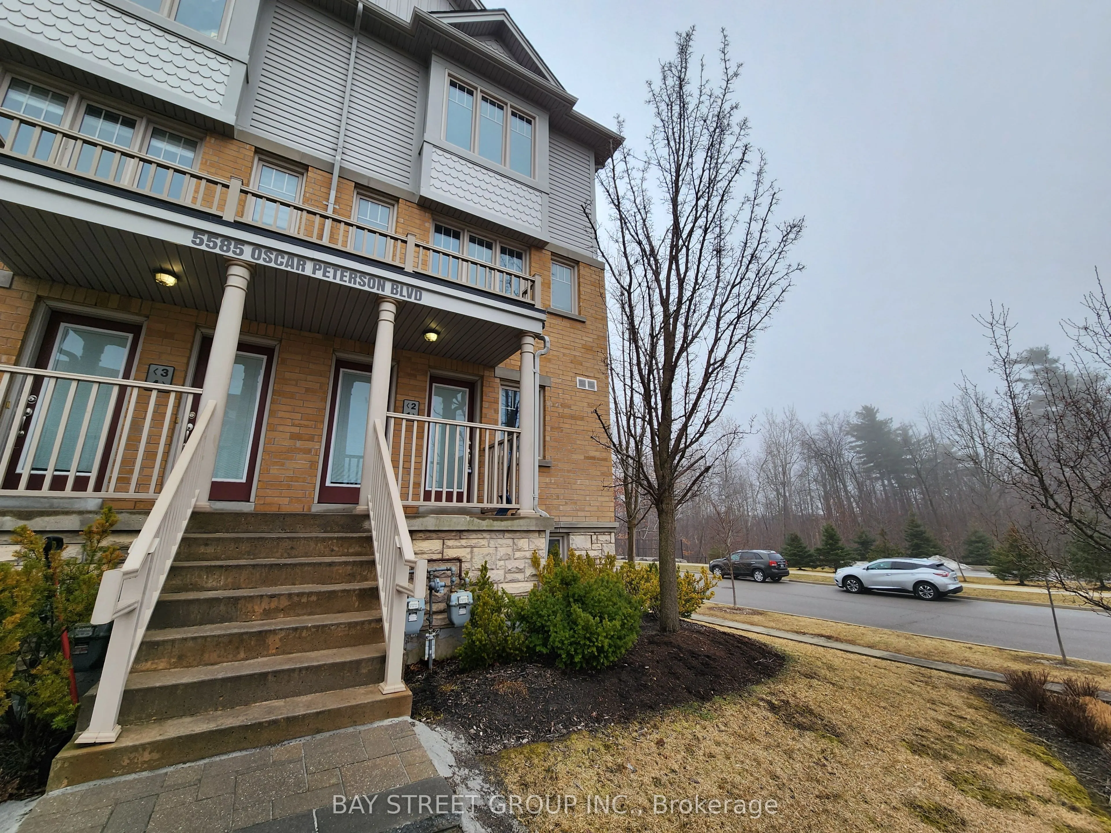 5585 Oscar Peterson Boulevard, #1