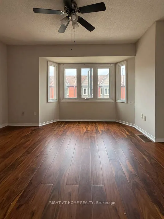 895 Maple Avenue, #607