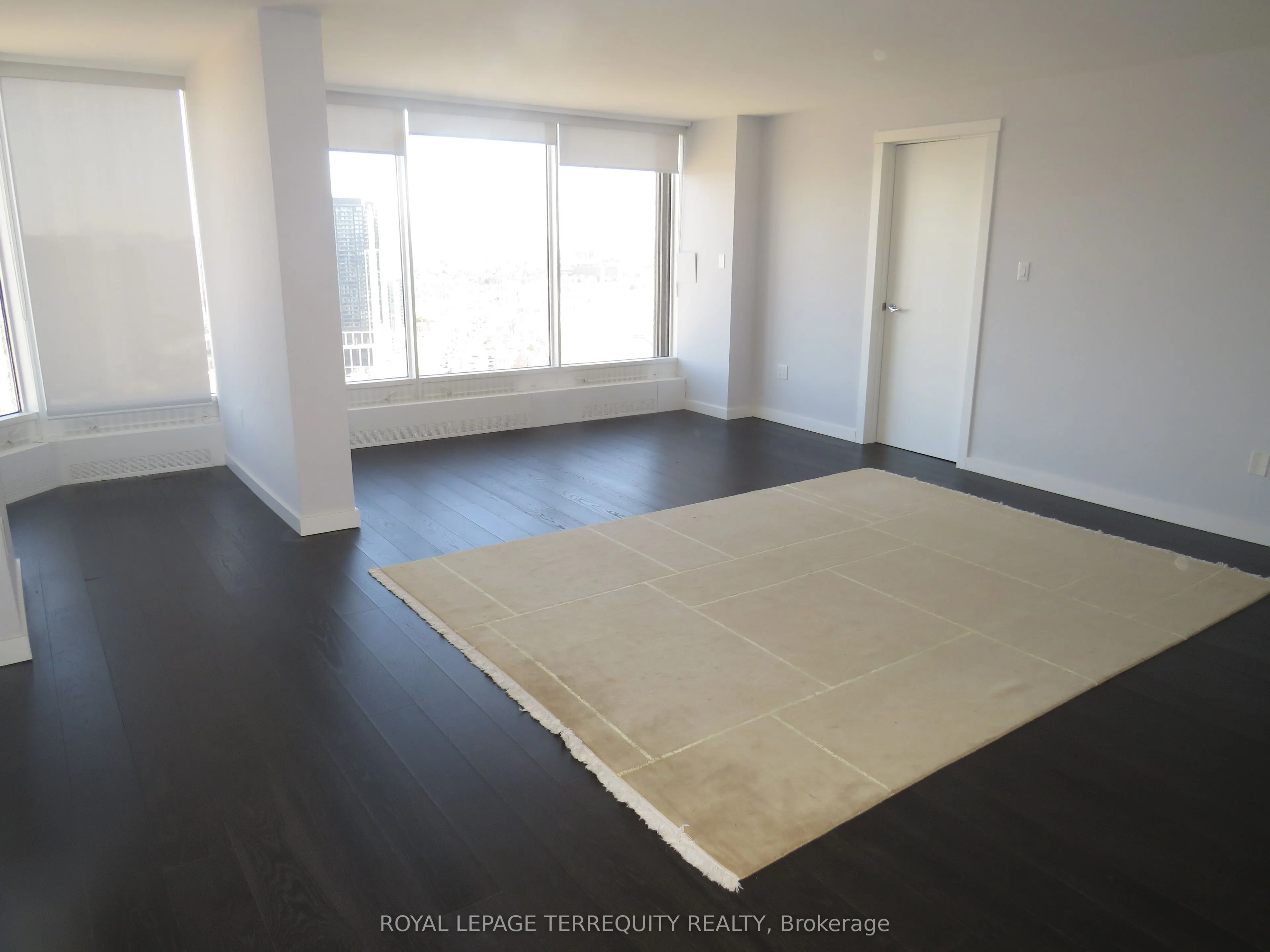 2045 Lake Shore Boulevard W, #3305