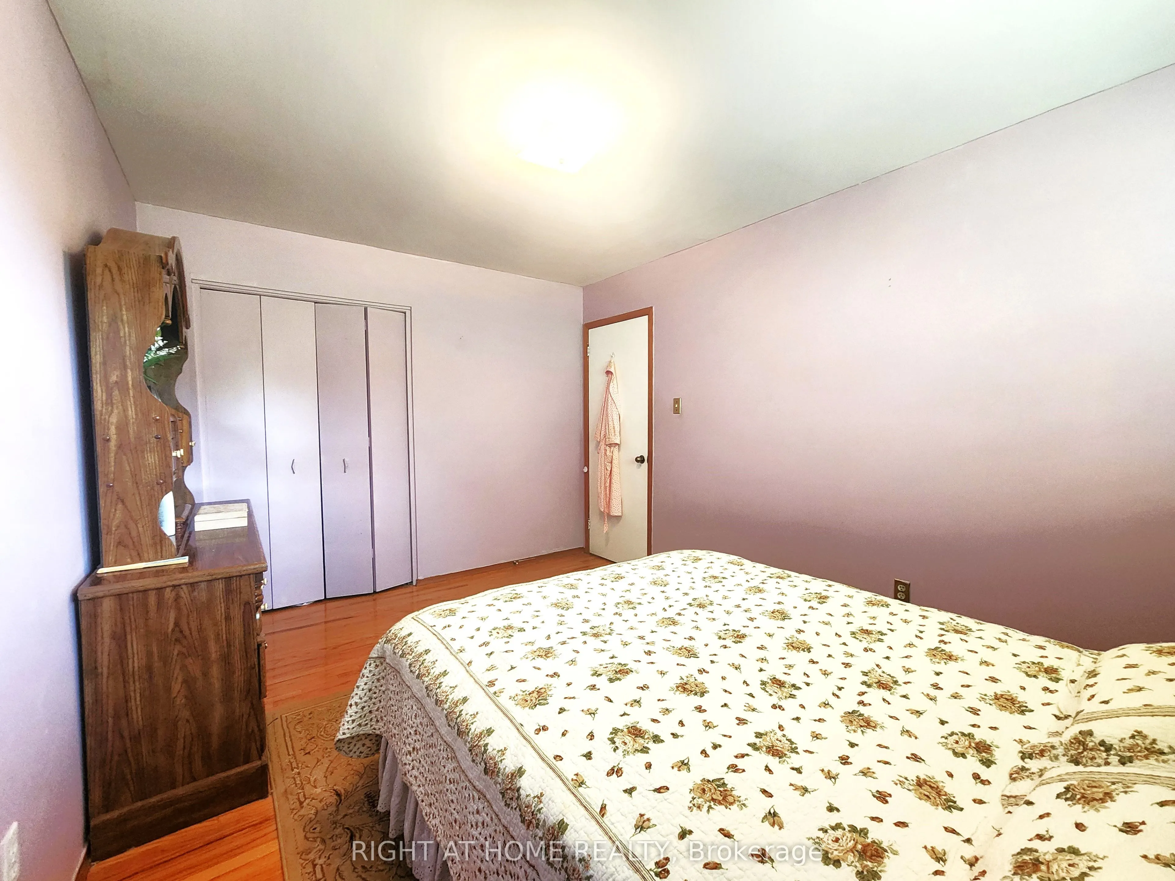 627 Green Meadow Crescent