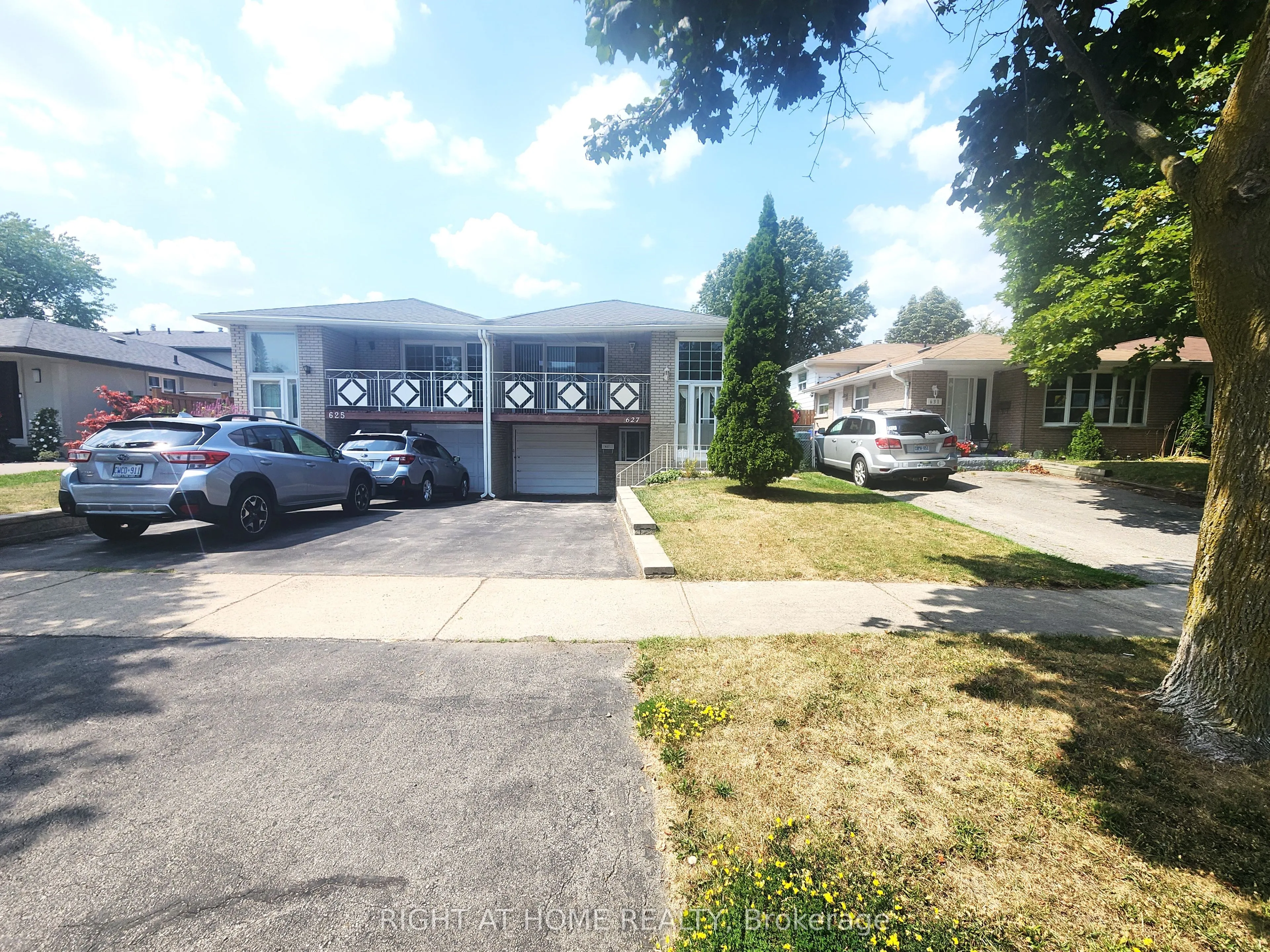 627 Green Meadow Crescent